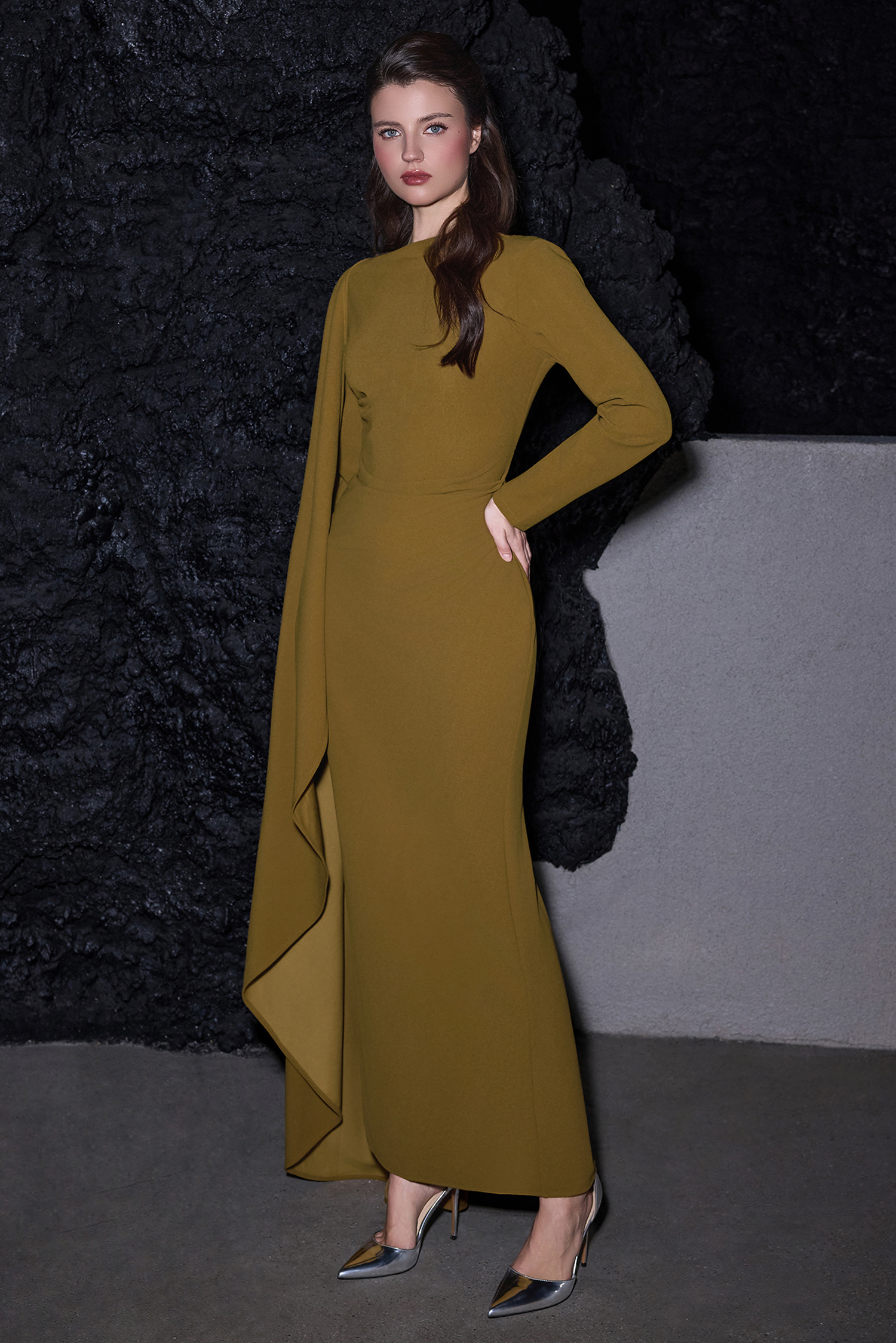 Pleated Round Neck Cape Maxi Dress