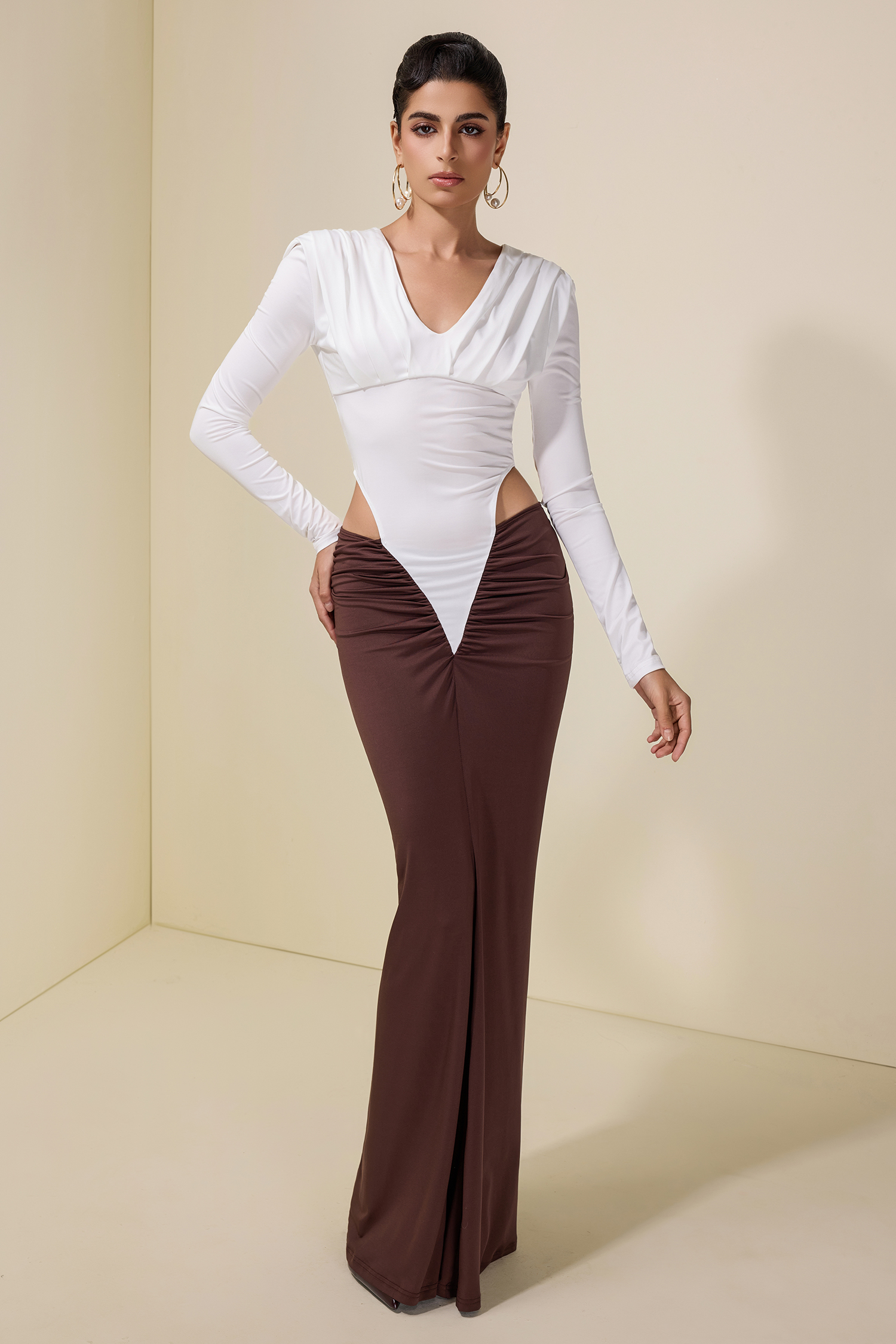 Jersey Contrast Color Cut-Out Maxi Dress