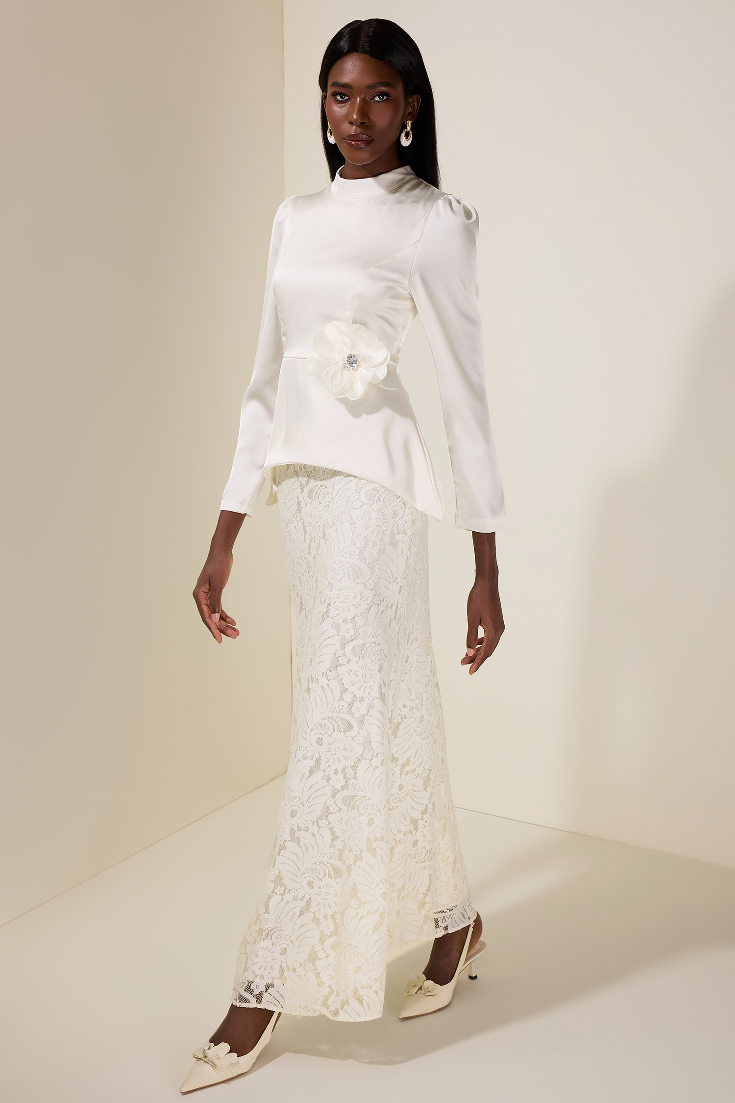 Satin Top With 3D Flower Belt & Lace Hight Waist Set