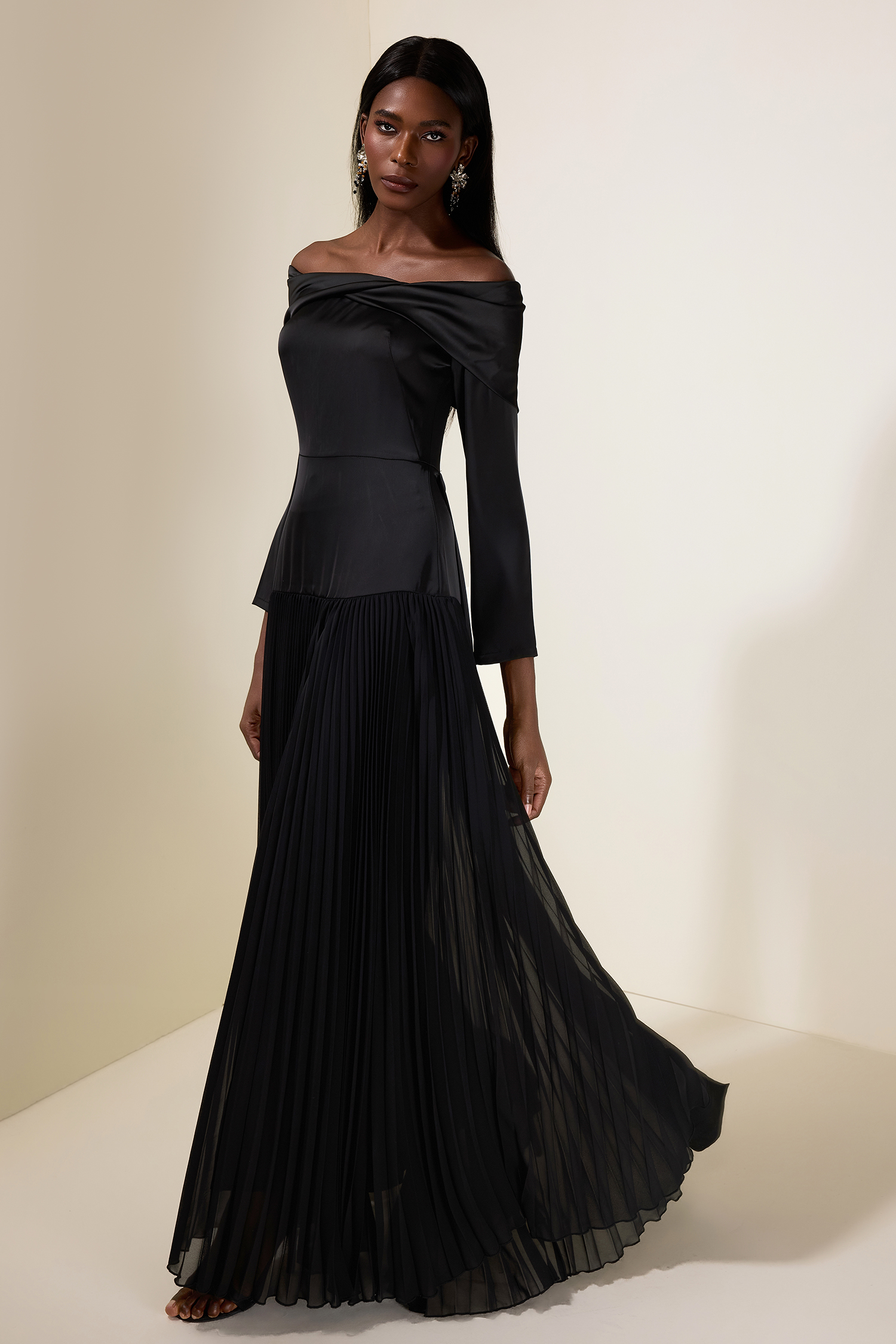 Satin Splicing Chiffon Pleat Maxi Dress