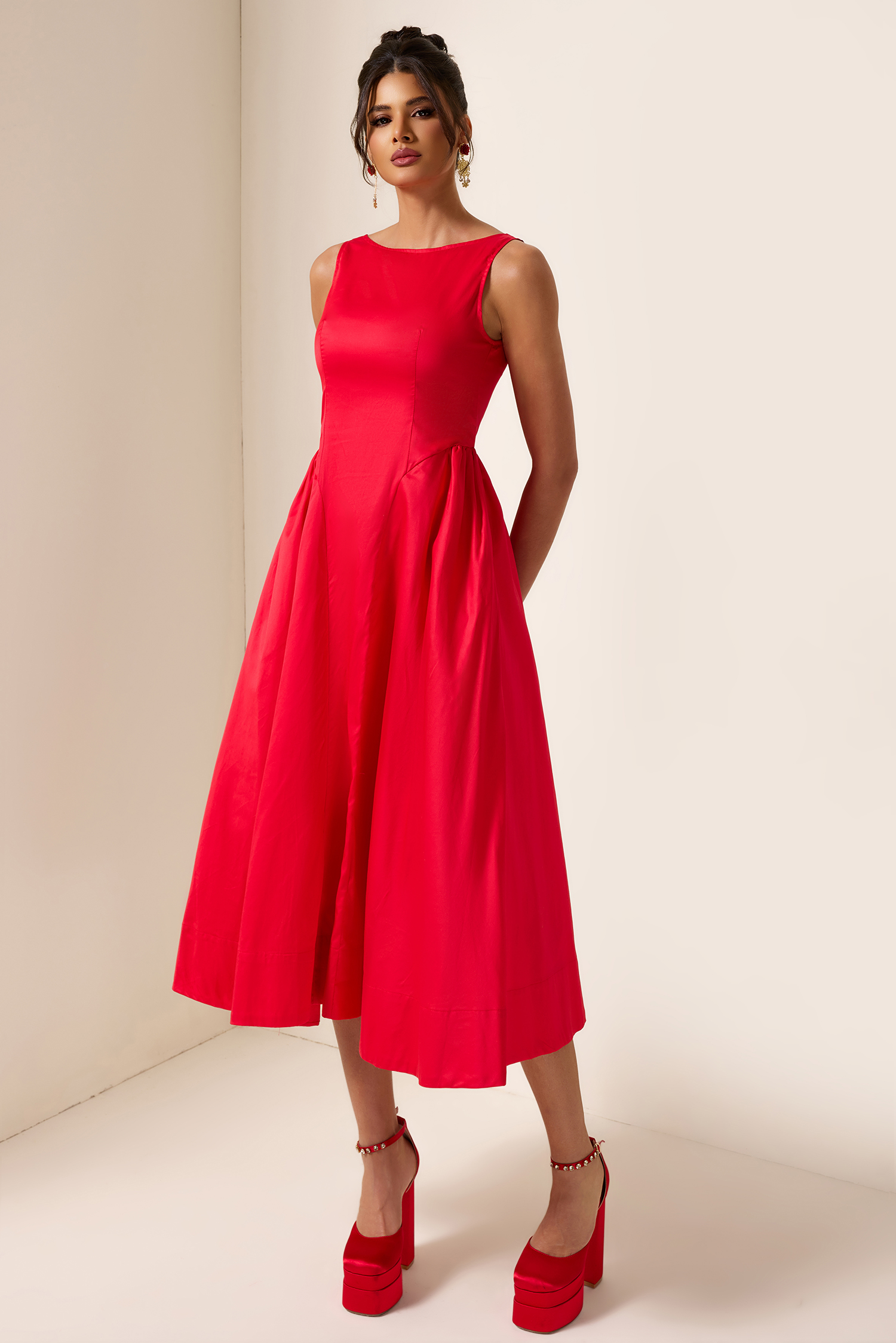 Solid Sleeveless Pocket Midi Dress