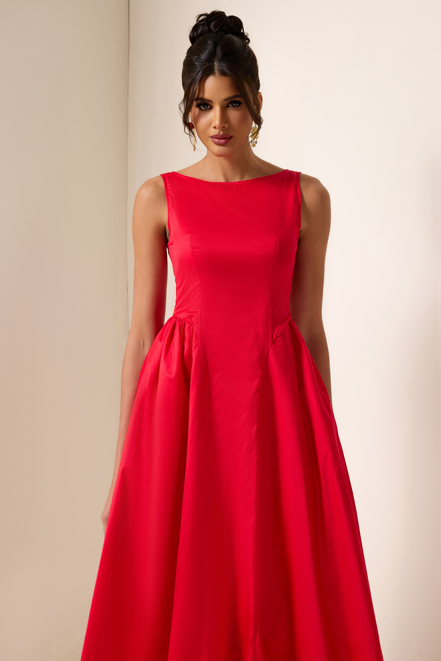 Solid Sleeveless Pocket Midi Dress
