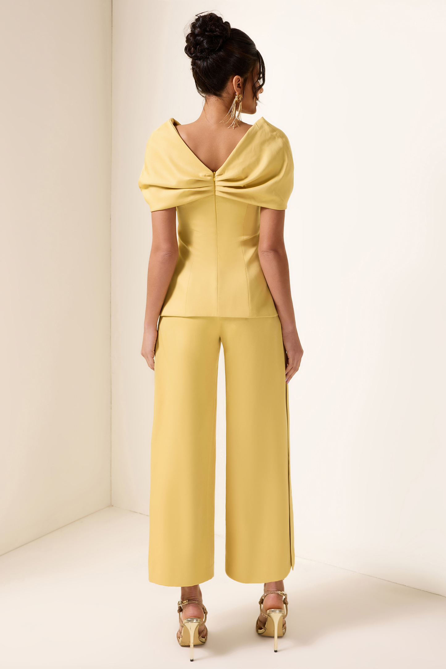 Knotted V-Neck Solid Top & High Waist Loose Pants
