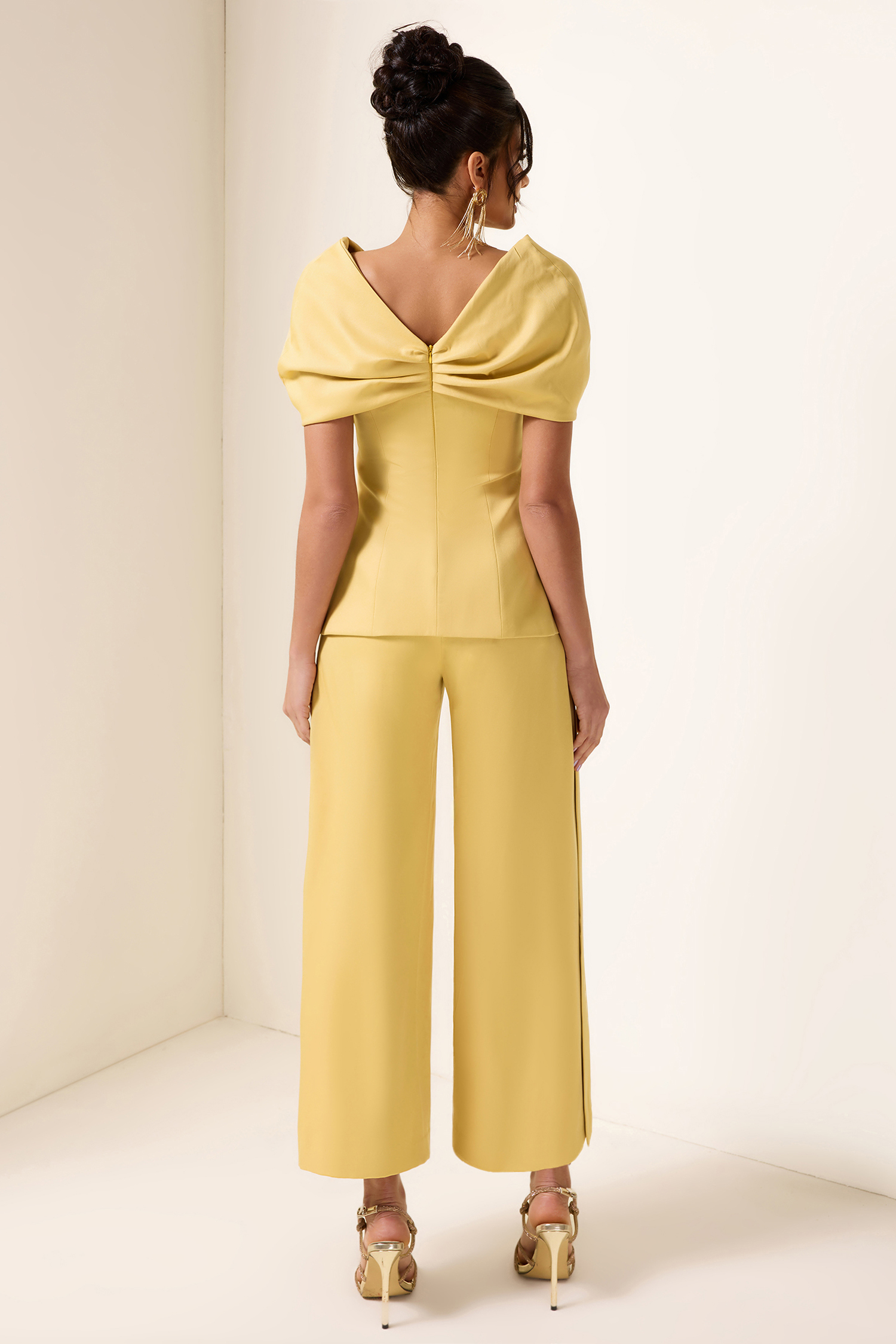 Knotted V-Neck Solid Top & High Waist Loose Pants