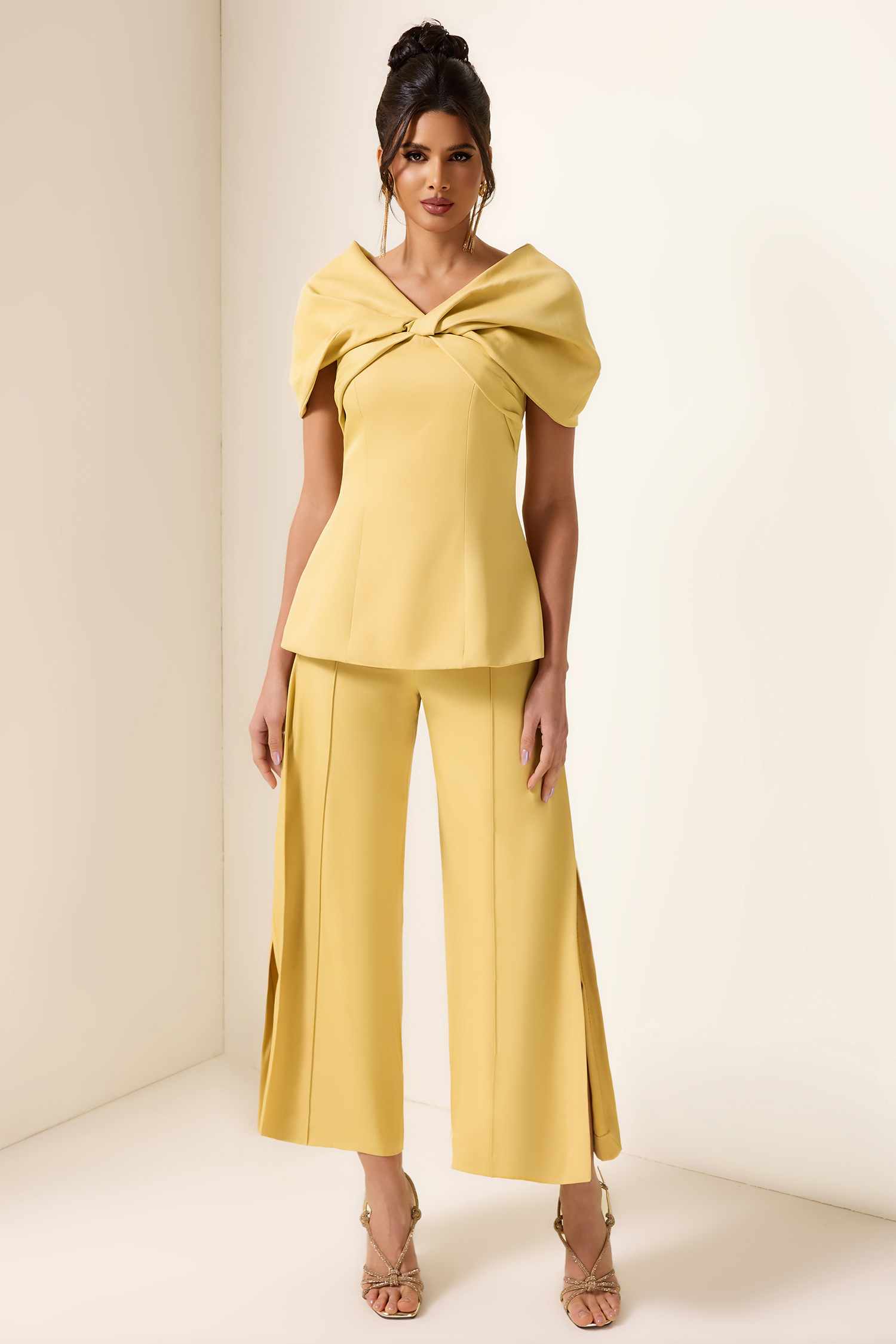 Knotted V-Neck Solid Top & High Waist Loose Pants