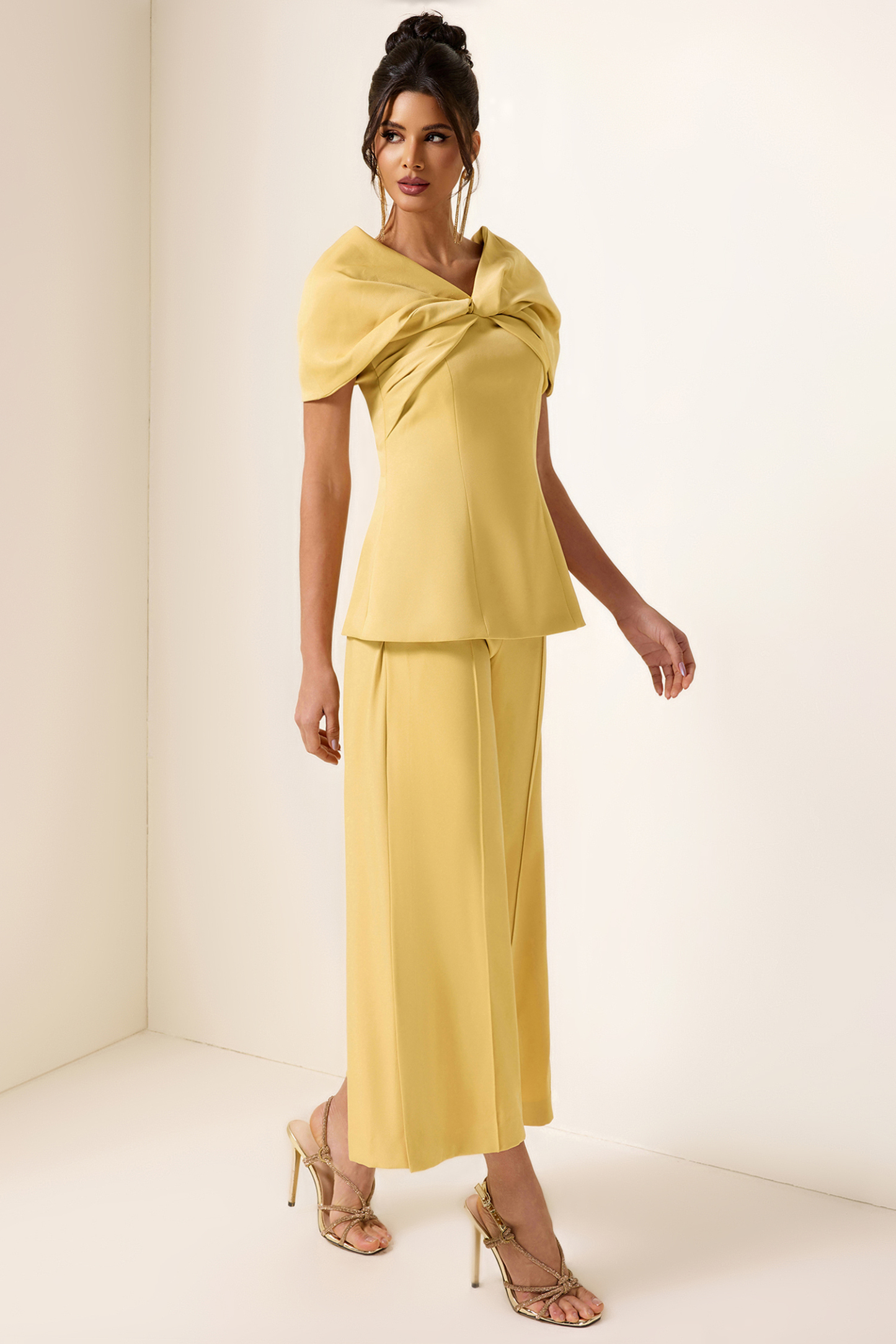 Knotted V-Neck Solid Top & High Waist Loose Pants