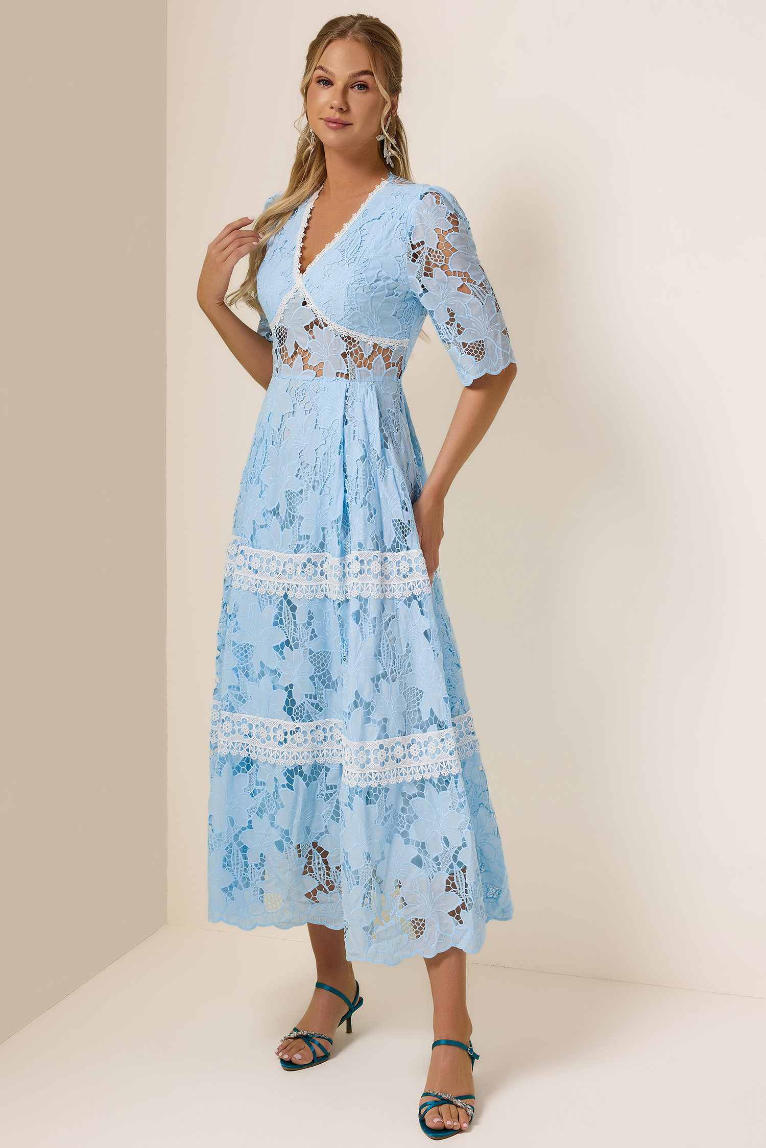 Lace Splicing V-Neck Midi Dress