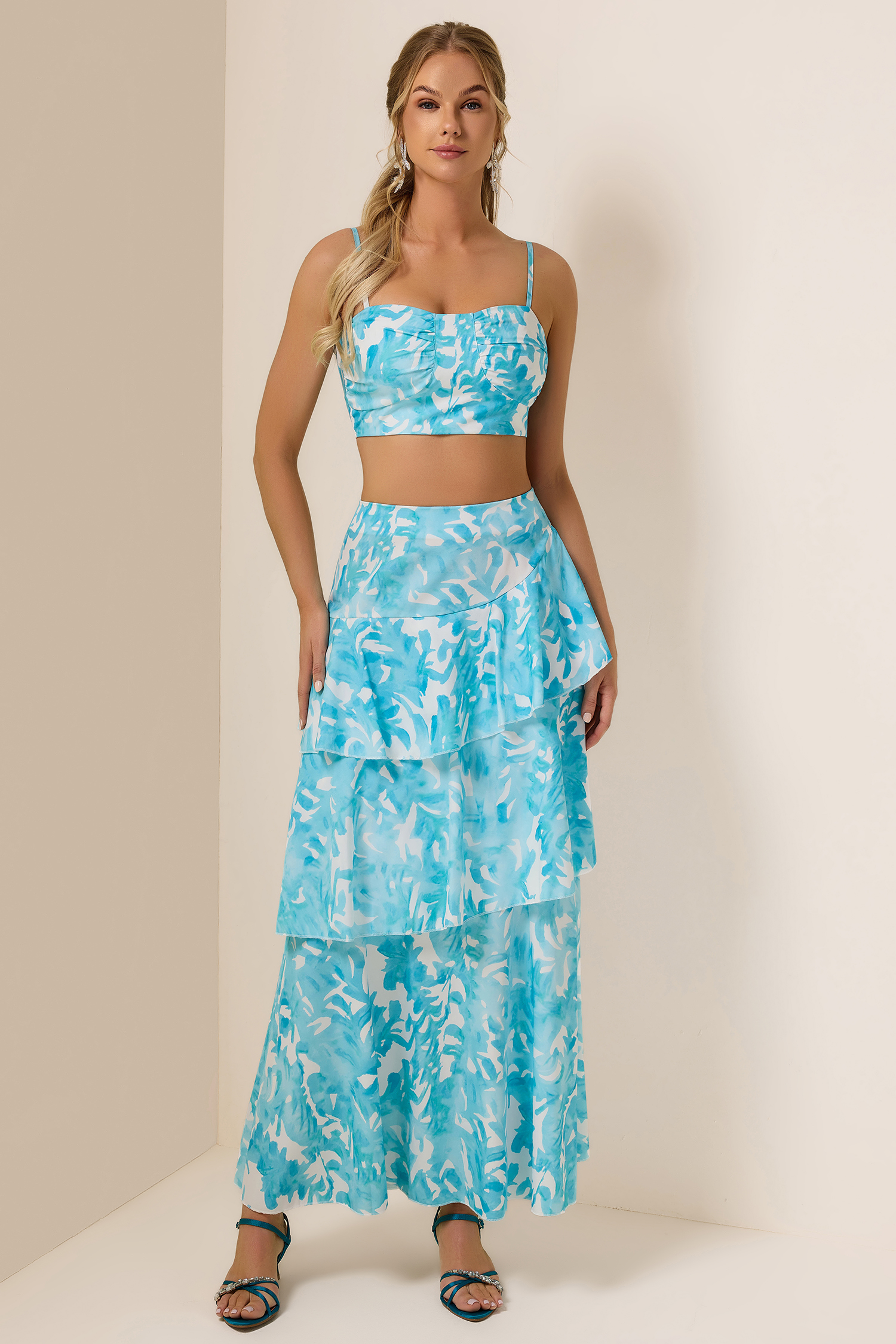 Abstract Print Top ＆ High Waist Ruffle Skirt Set