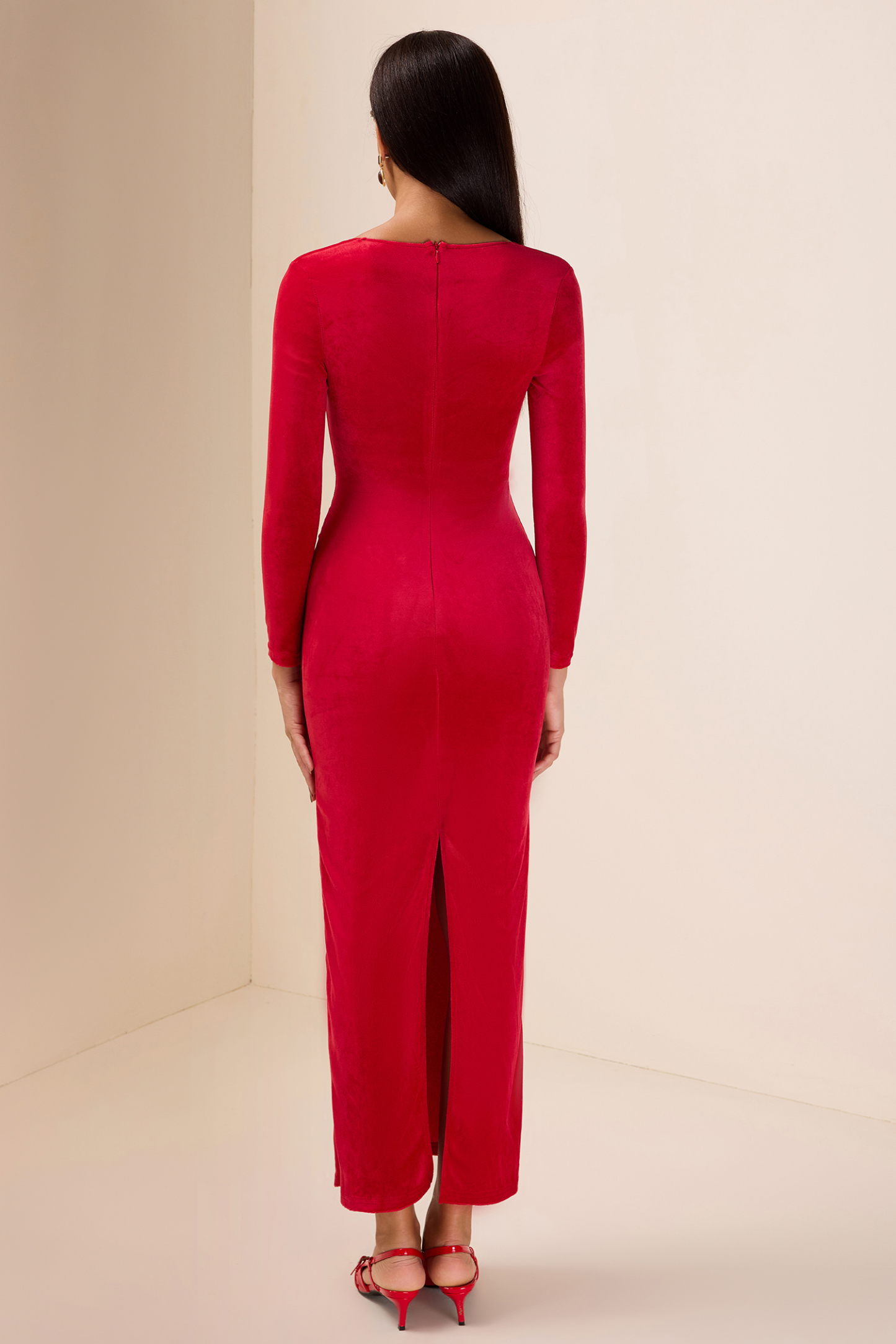 Solid Velvet Sweetheart Neck Midi Dress