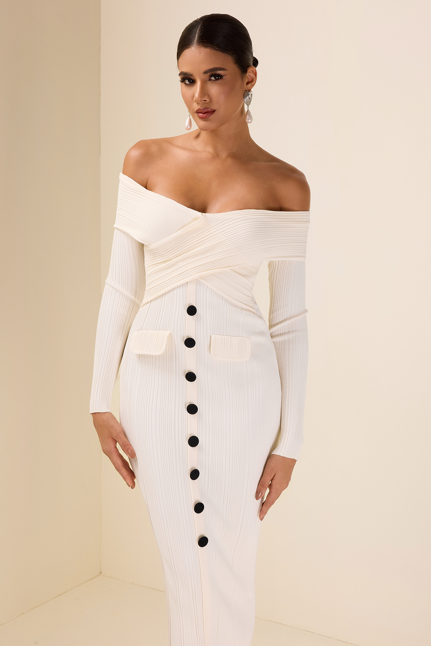 Knit Off-Shoulder Bottom Midi Dress