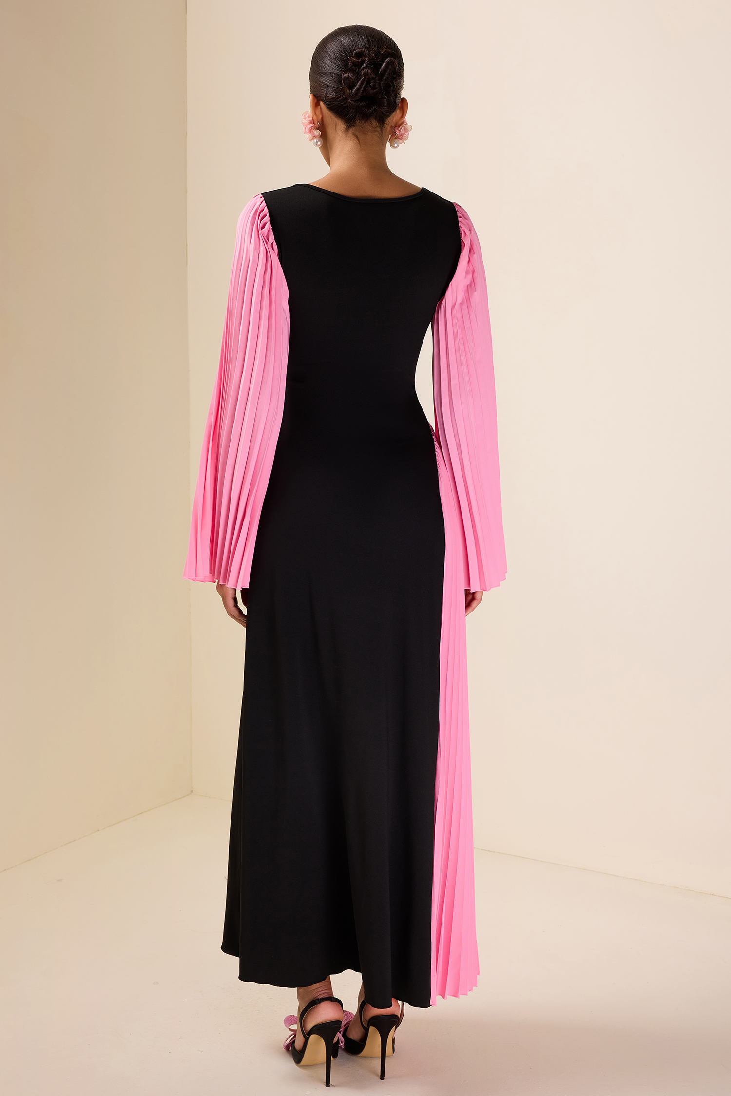Pleated Splicing Bell Sleeve Midi Dress