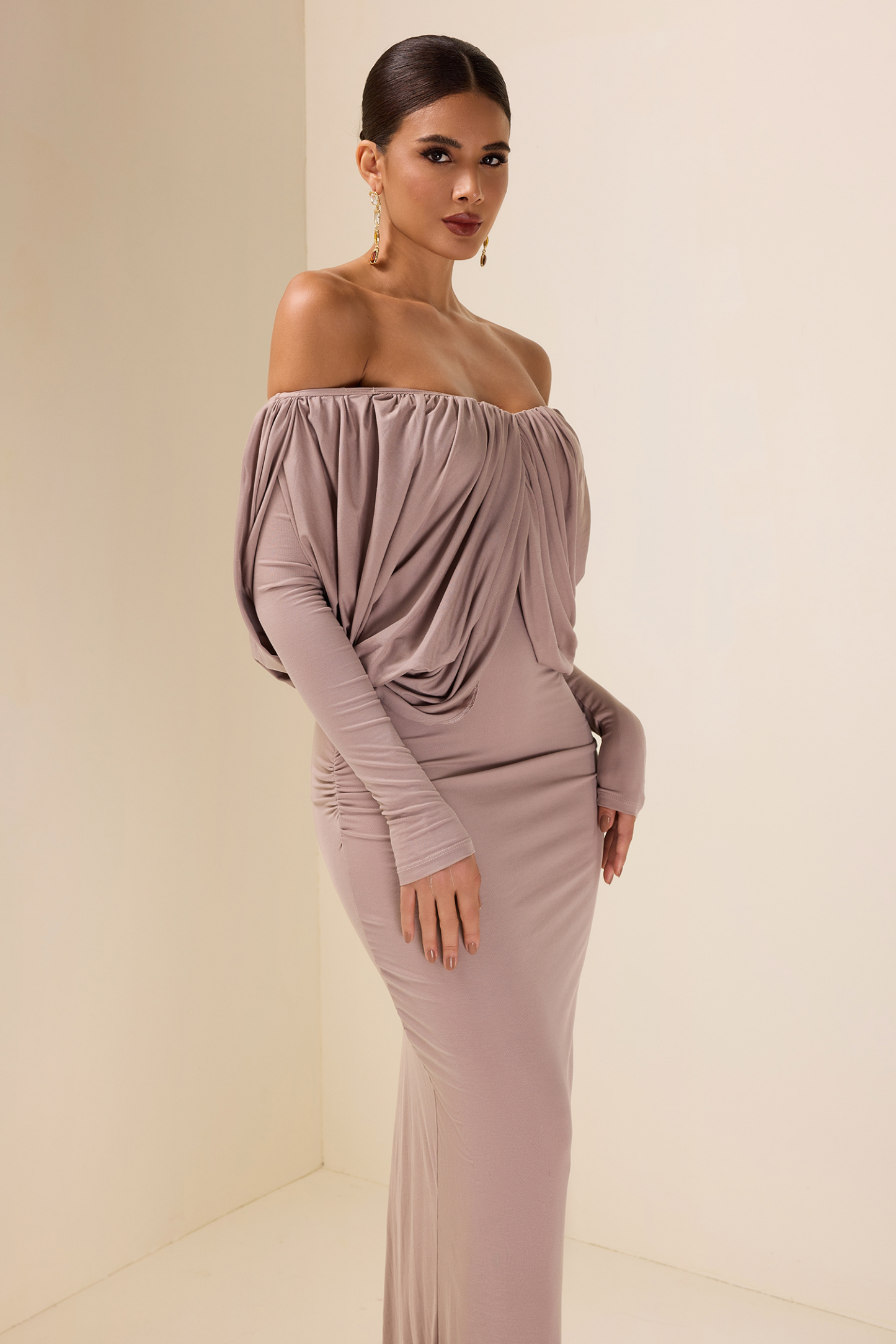 Jersey Gathering Long Sleeve Midi Dress