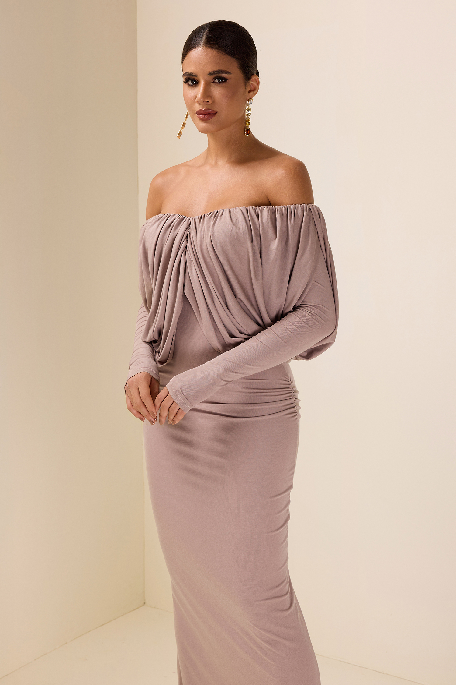 Jersey Gathering Long Sleeve Midi Dress