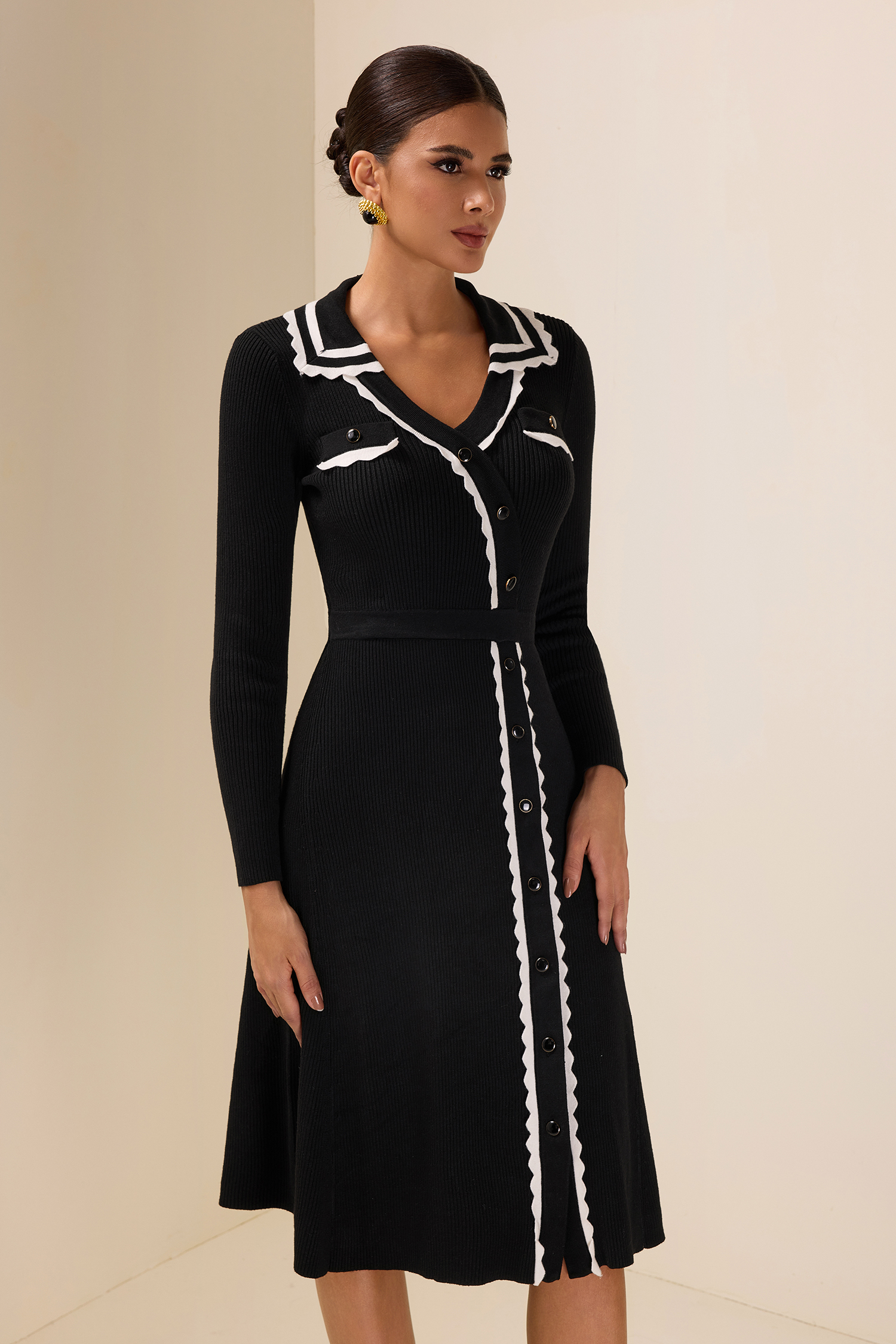 Knit Contrast Color Long Sleeve Midi Dress