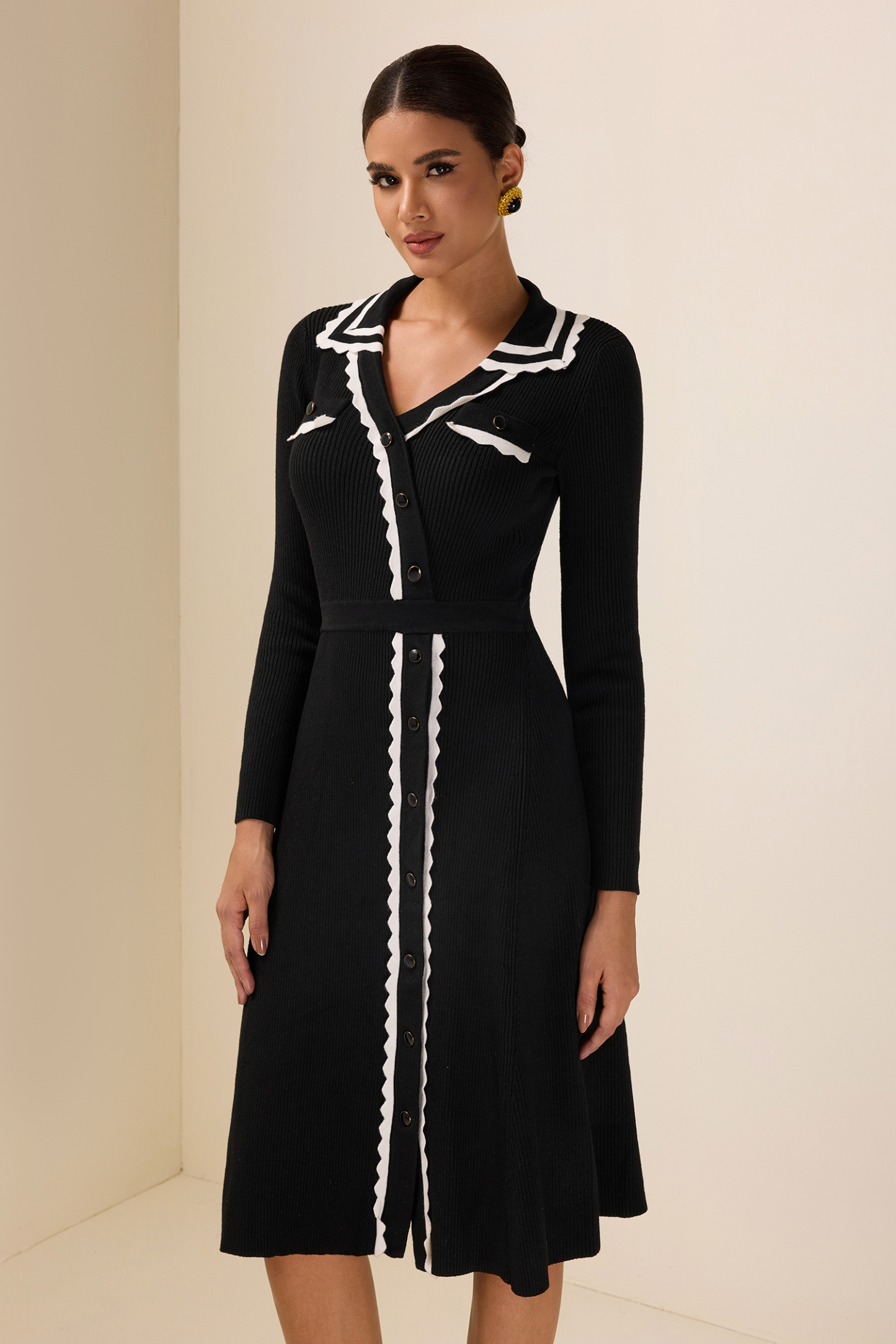 Knit Contrast Color Long Sleeve Midi Dress