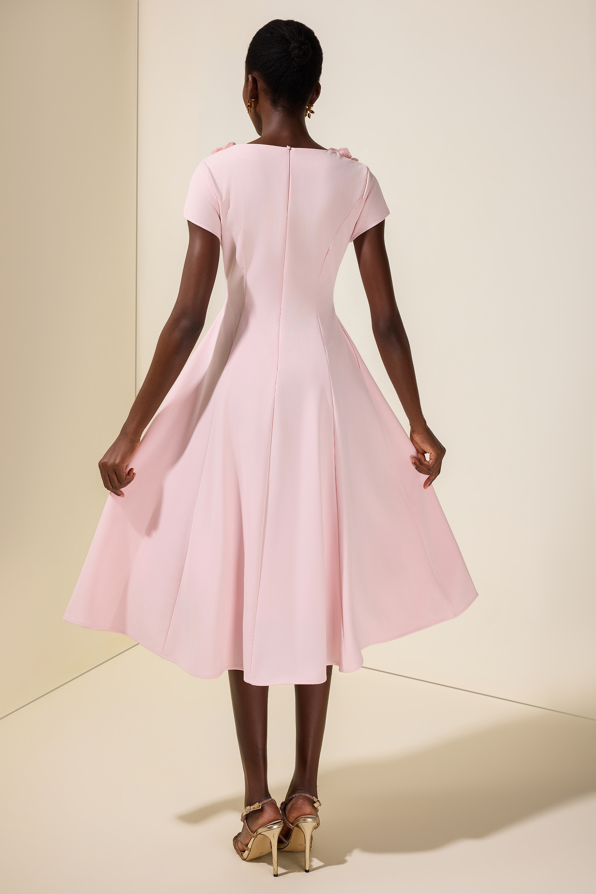 3D Flower Round Neck Midi Dress