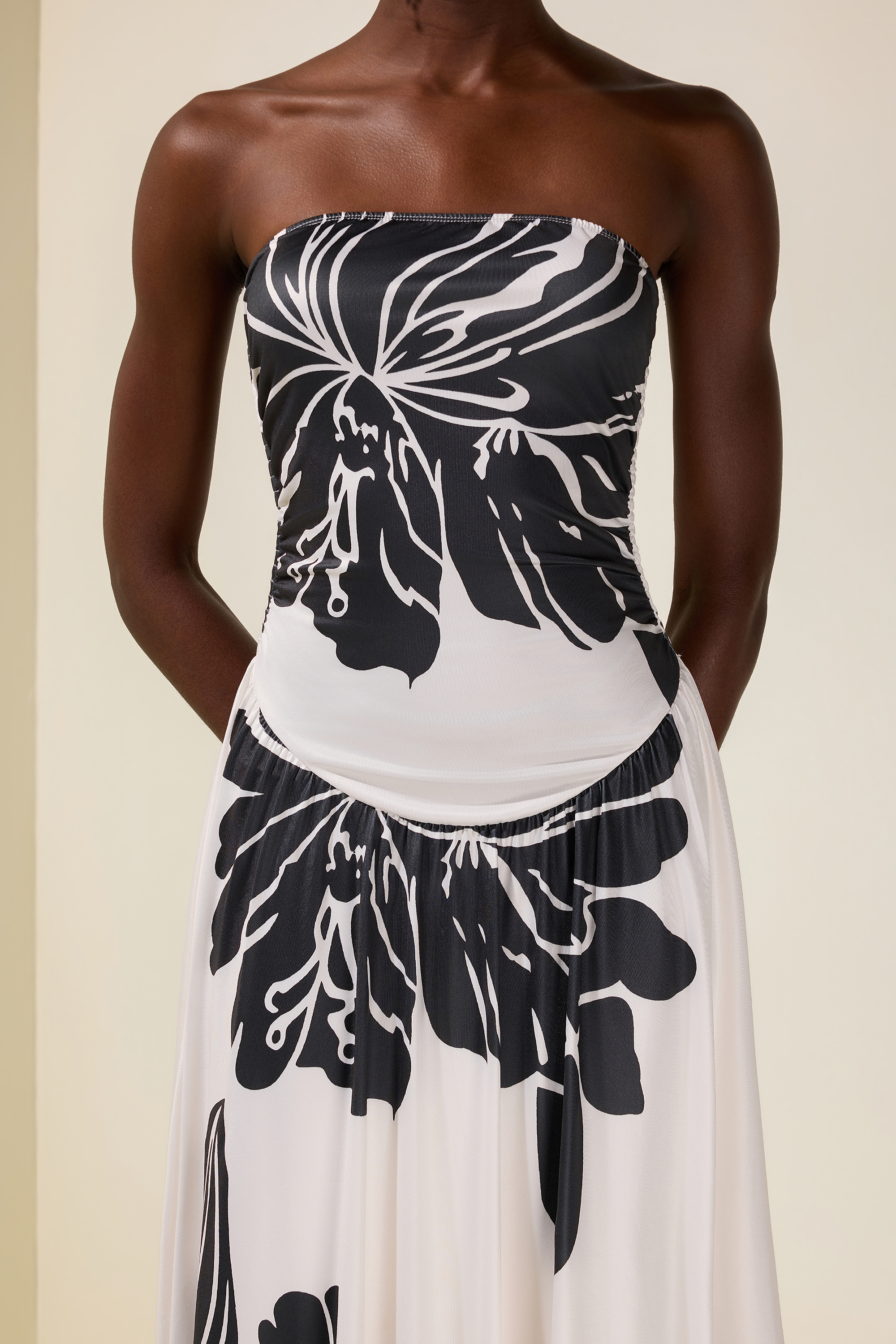 Floral Contrast Color Smocking Midi Dress