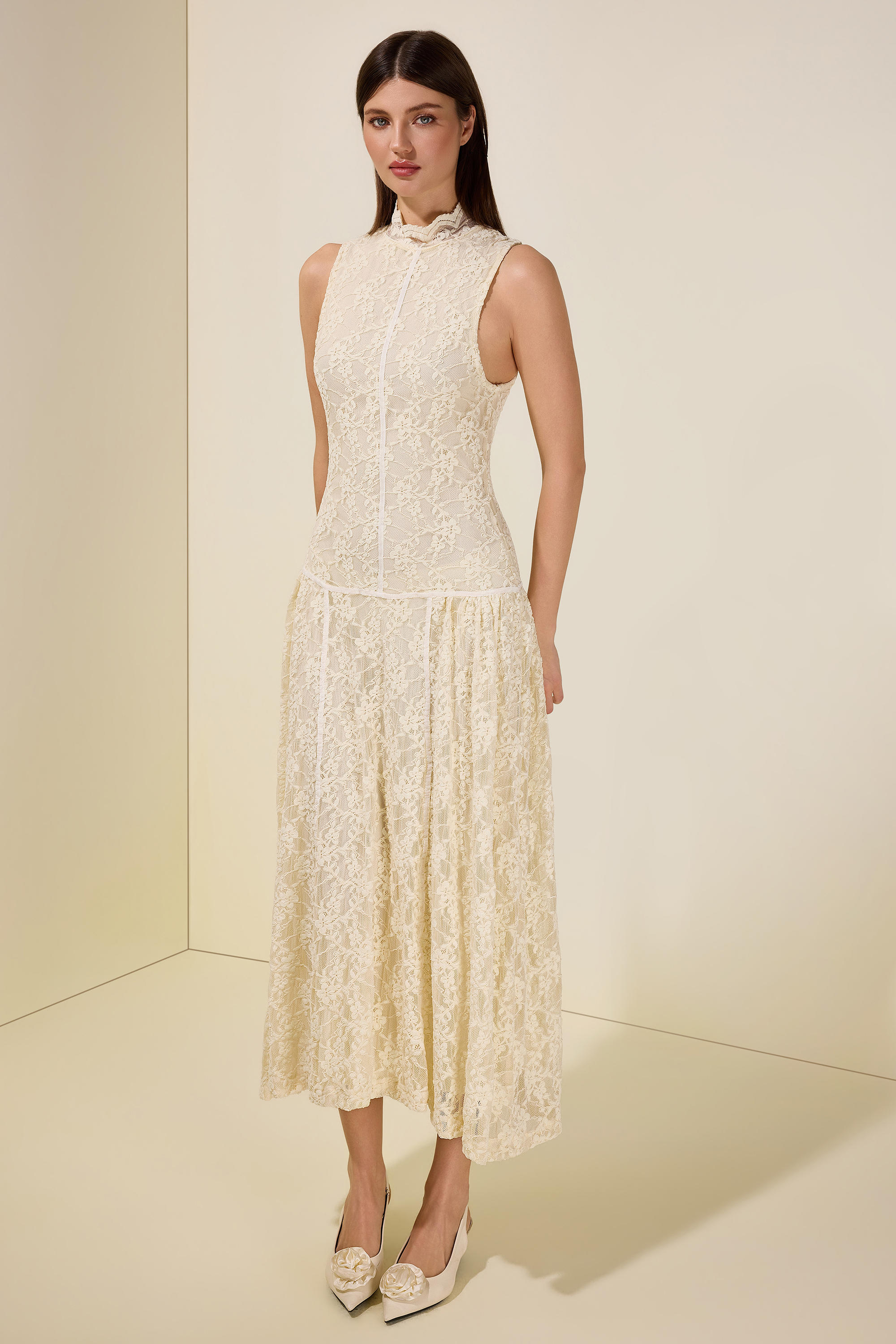 Lace Sleeveless Stand Collar Maxi Dress