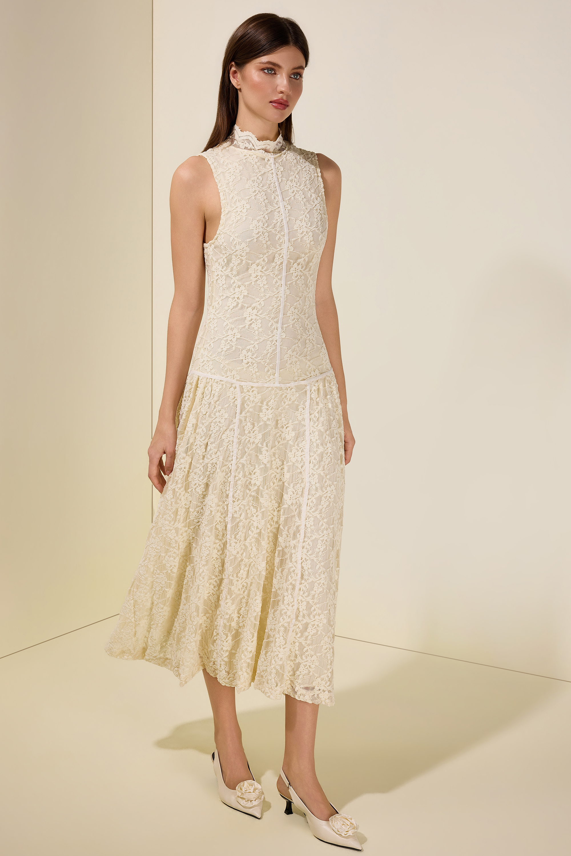 Lace Sleeveless Stand Collar Maxi Dress