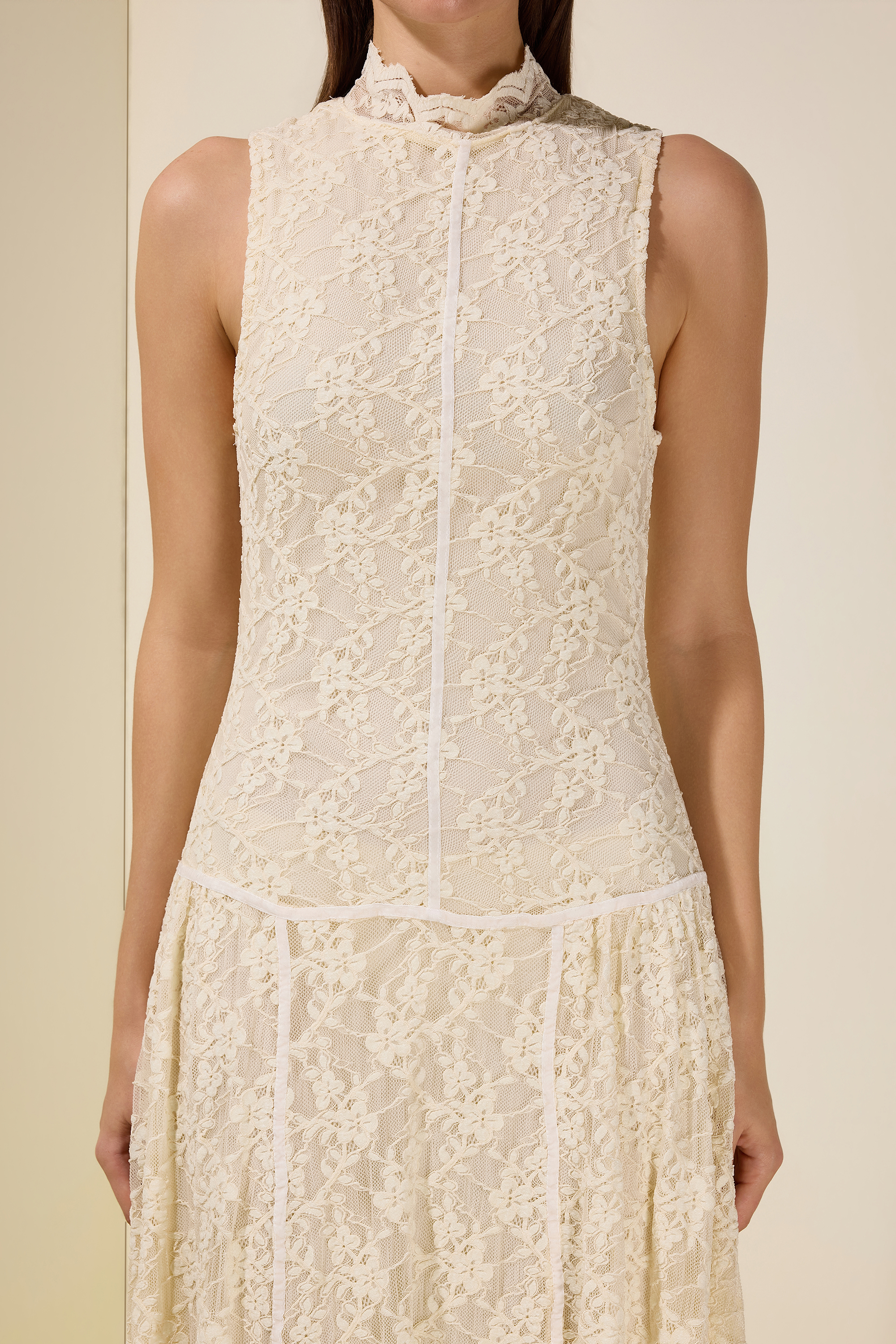 Lace Sleeveless Stand Collar Maxi Dress