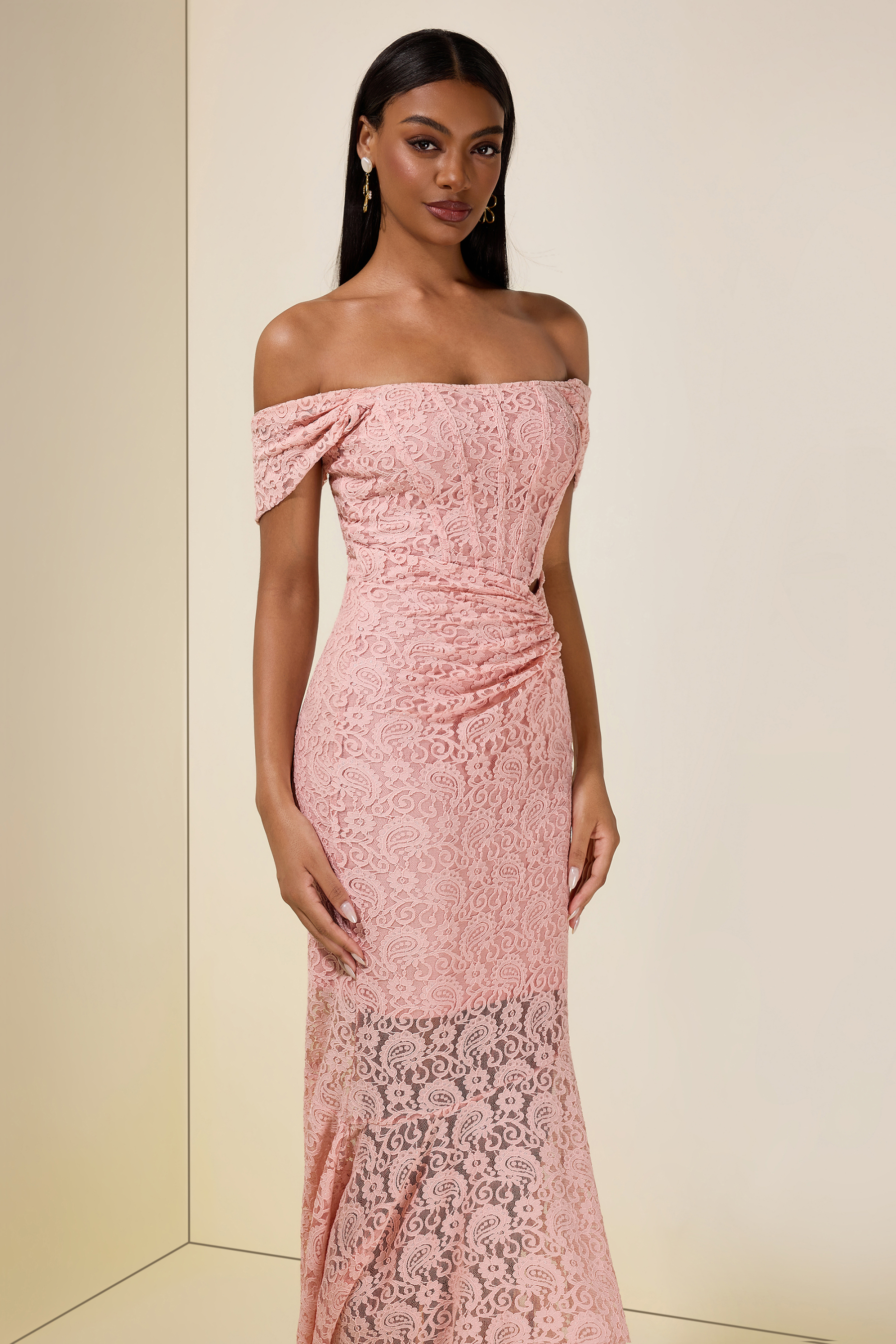 Solid Lace Gathering Midi Dress