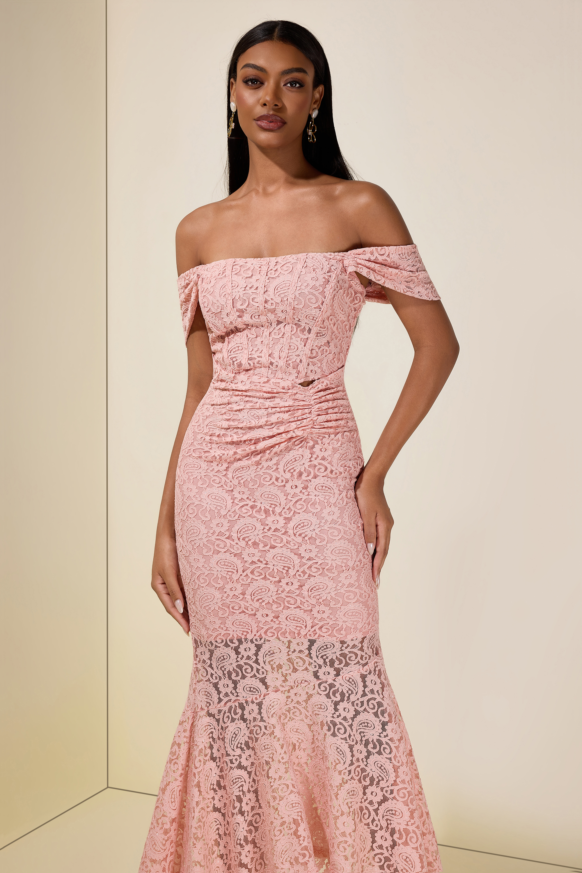 Solid Lace Gathering Midi Dress