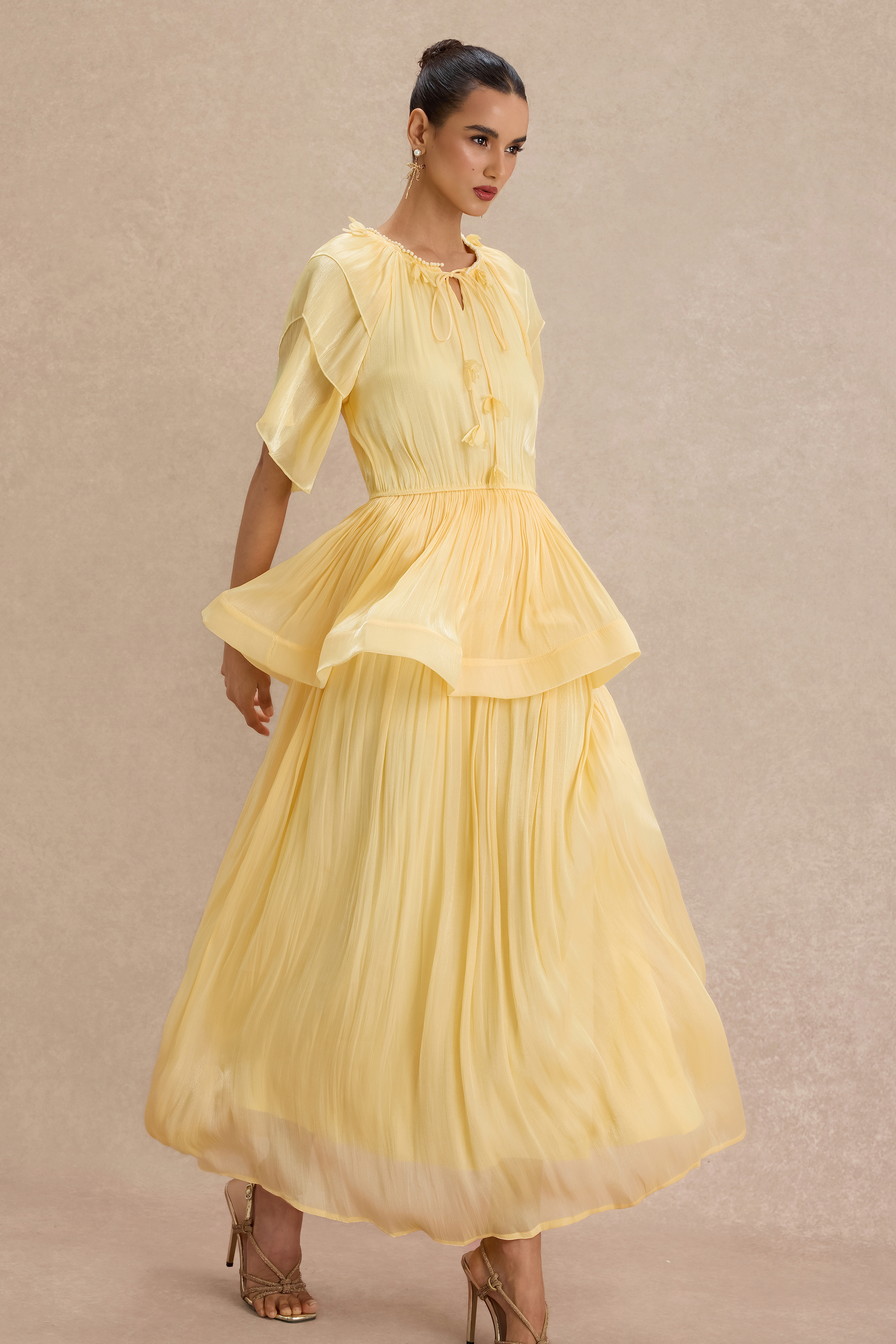 Faux Pearl Lace-Up Ruffle Maxi Dress – JardinVue