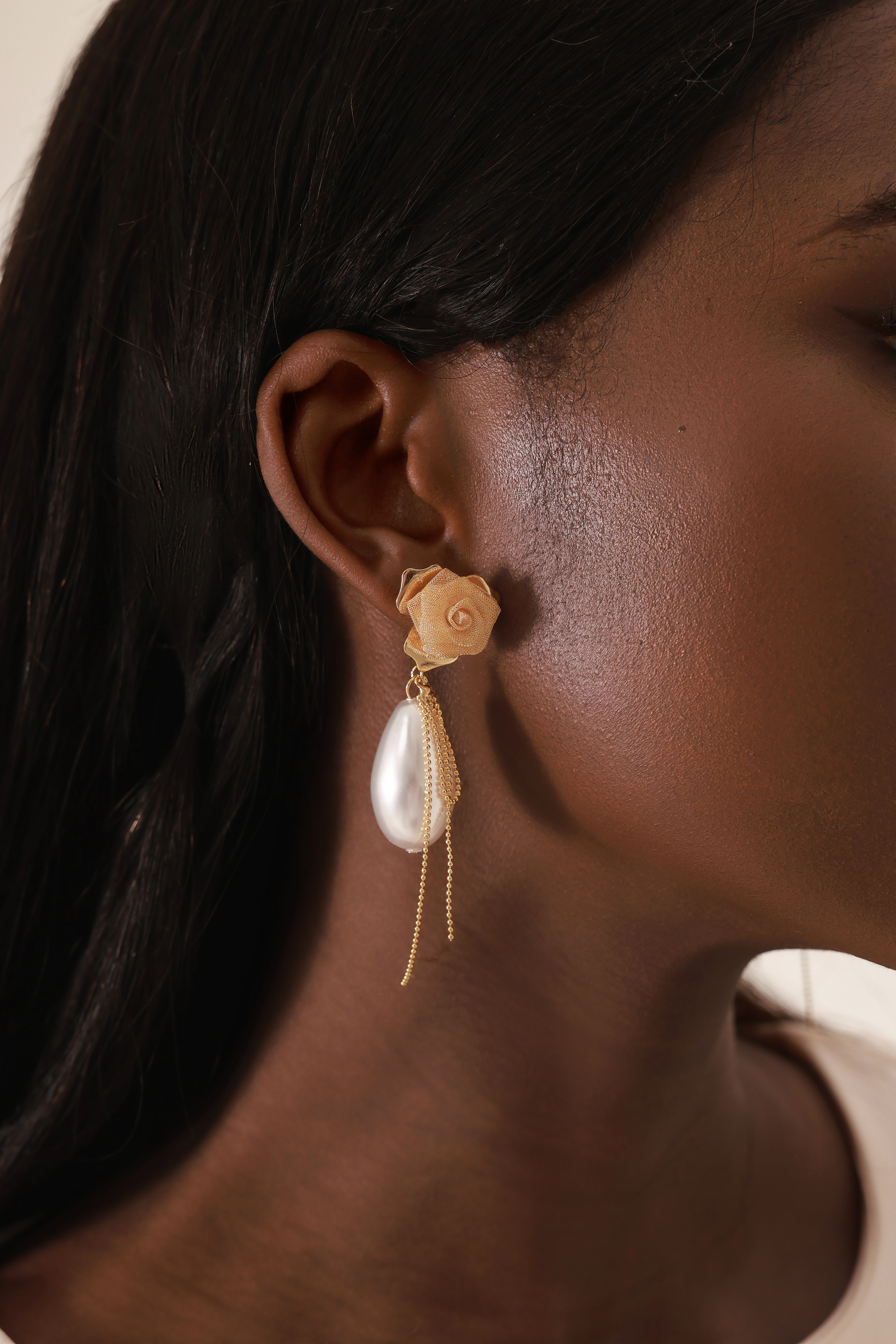 Faux Pearl Floral Shape Earrings