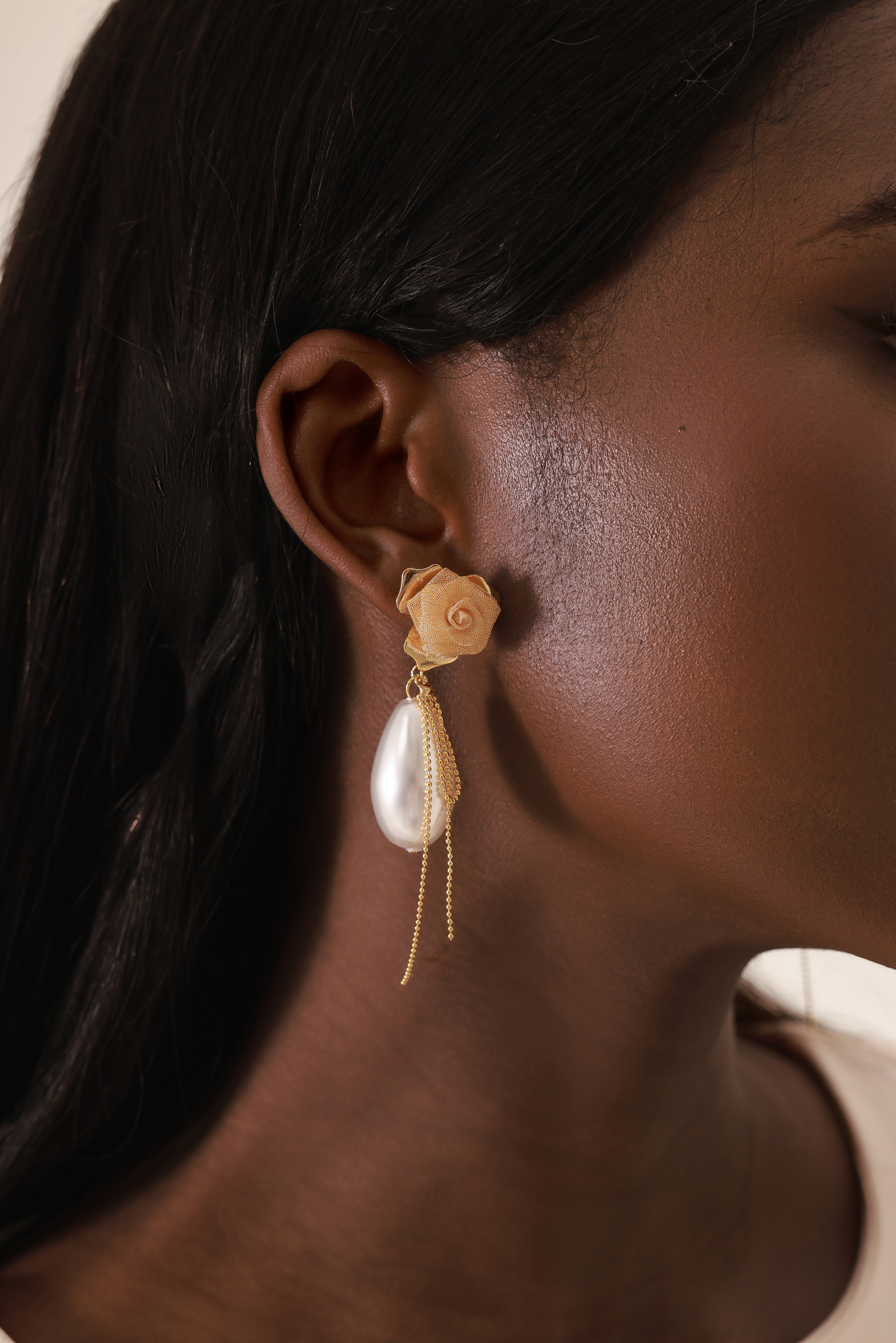 Faux Pearl Floral Shape Earrings