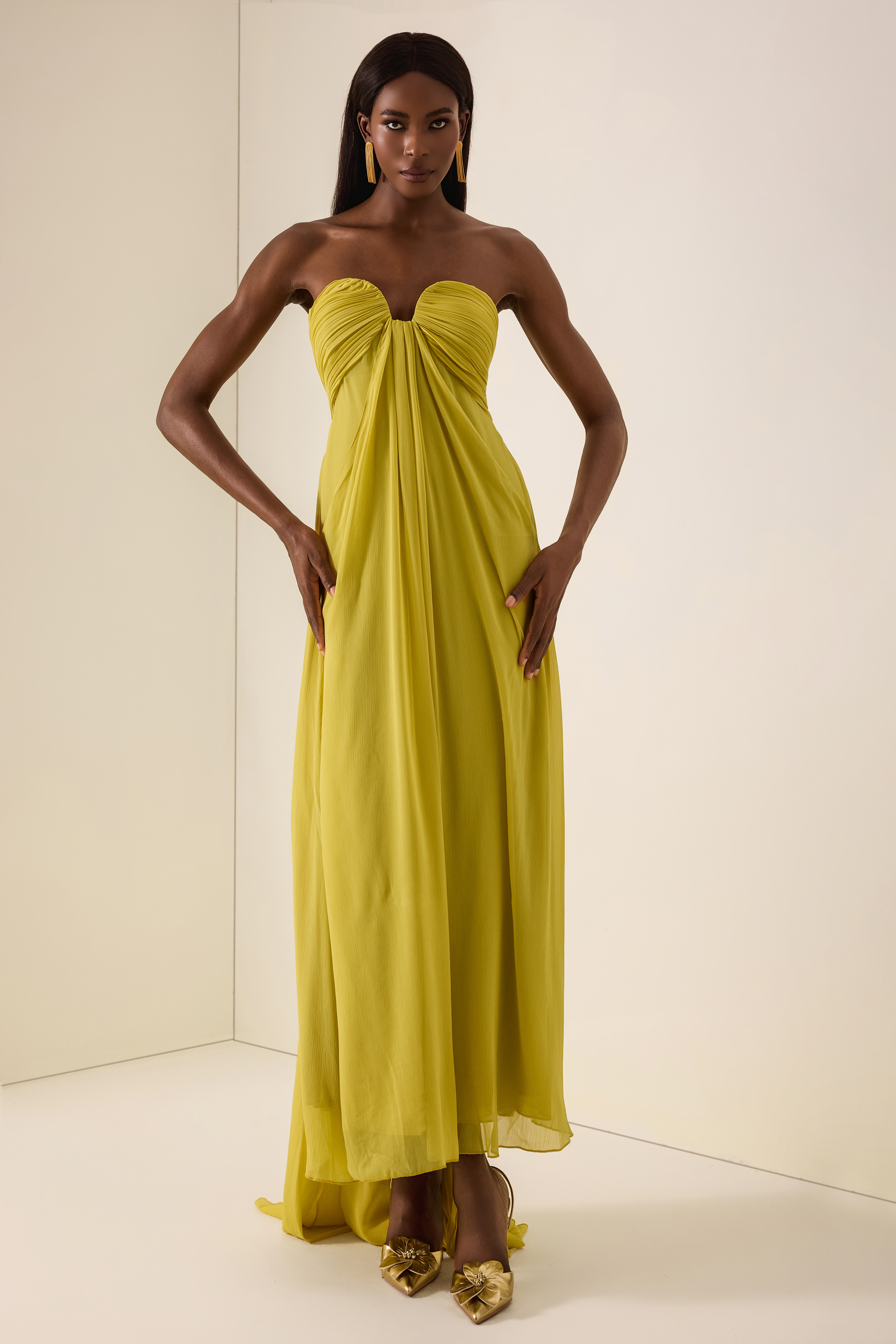 Chiffon Gathering Off-Shoulder Maxi Dress