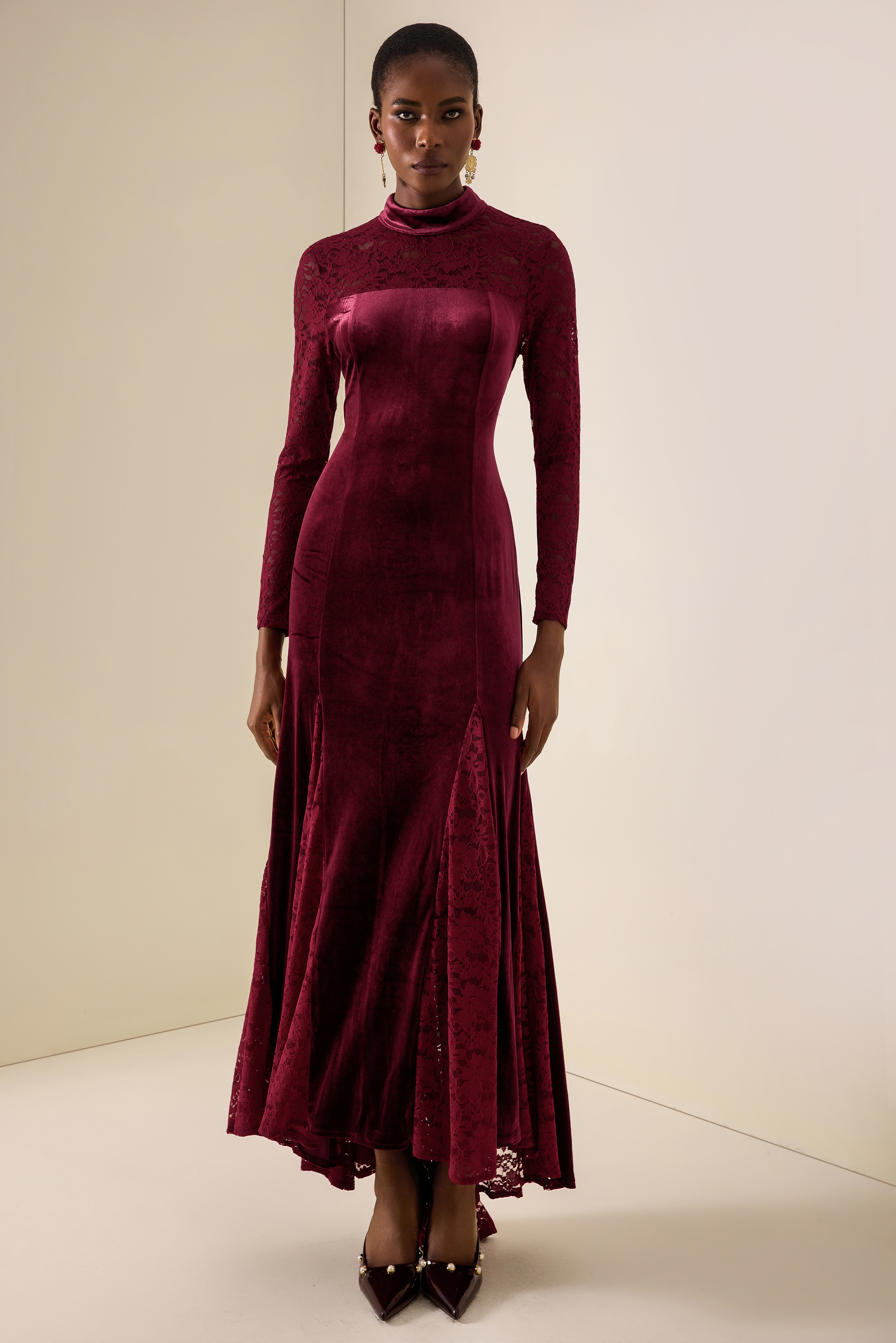 Lace Splicing Velvet Maxi Dress