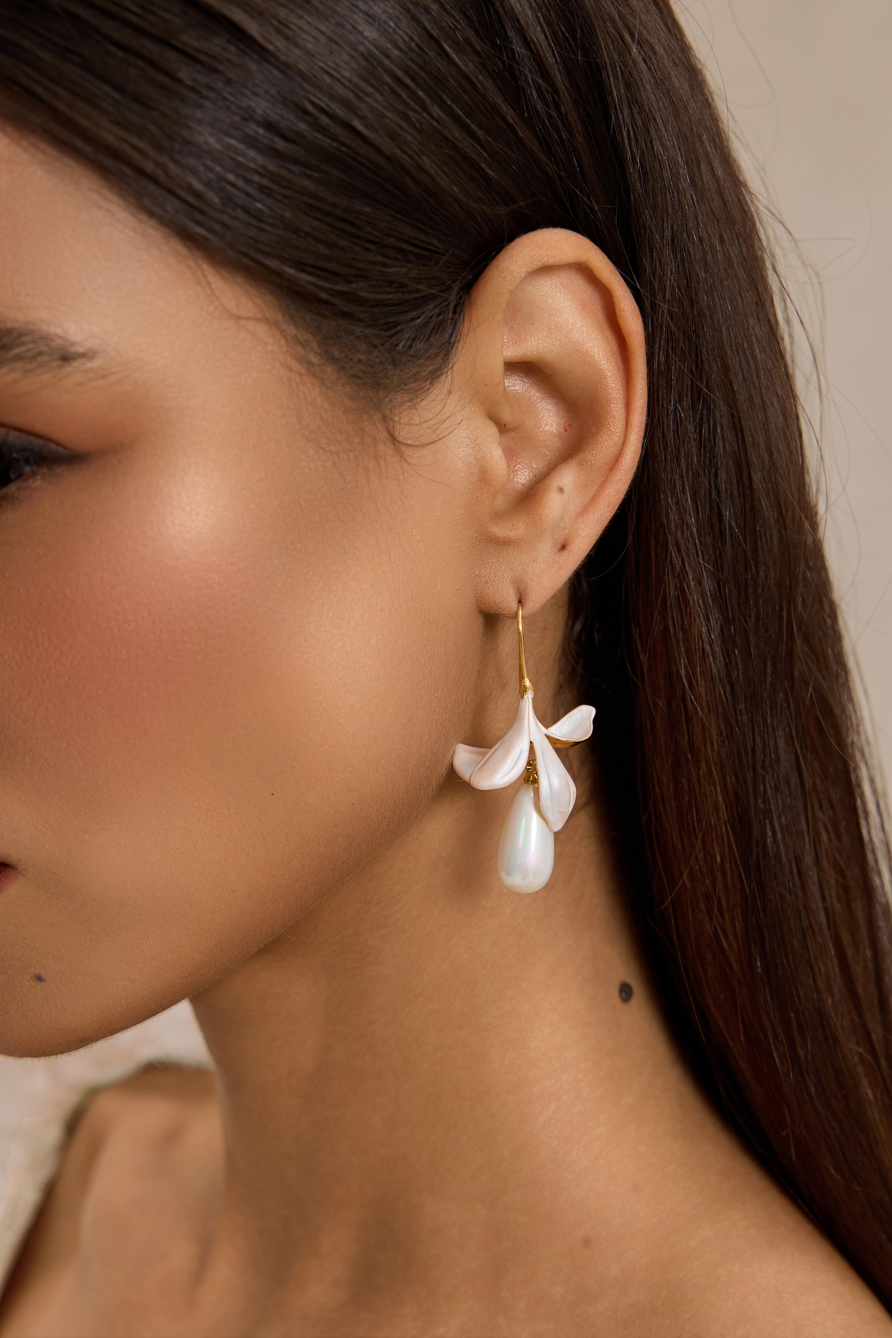 3D Flower Teardrop Faux Pearl Earrings