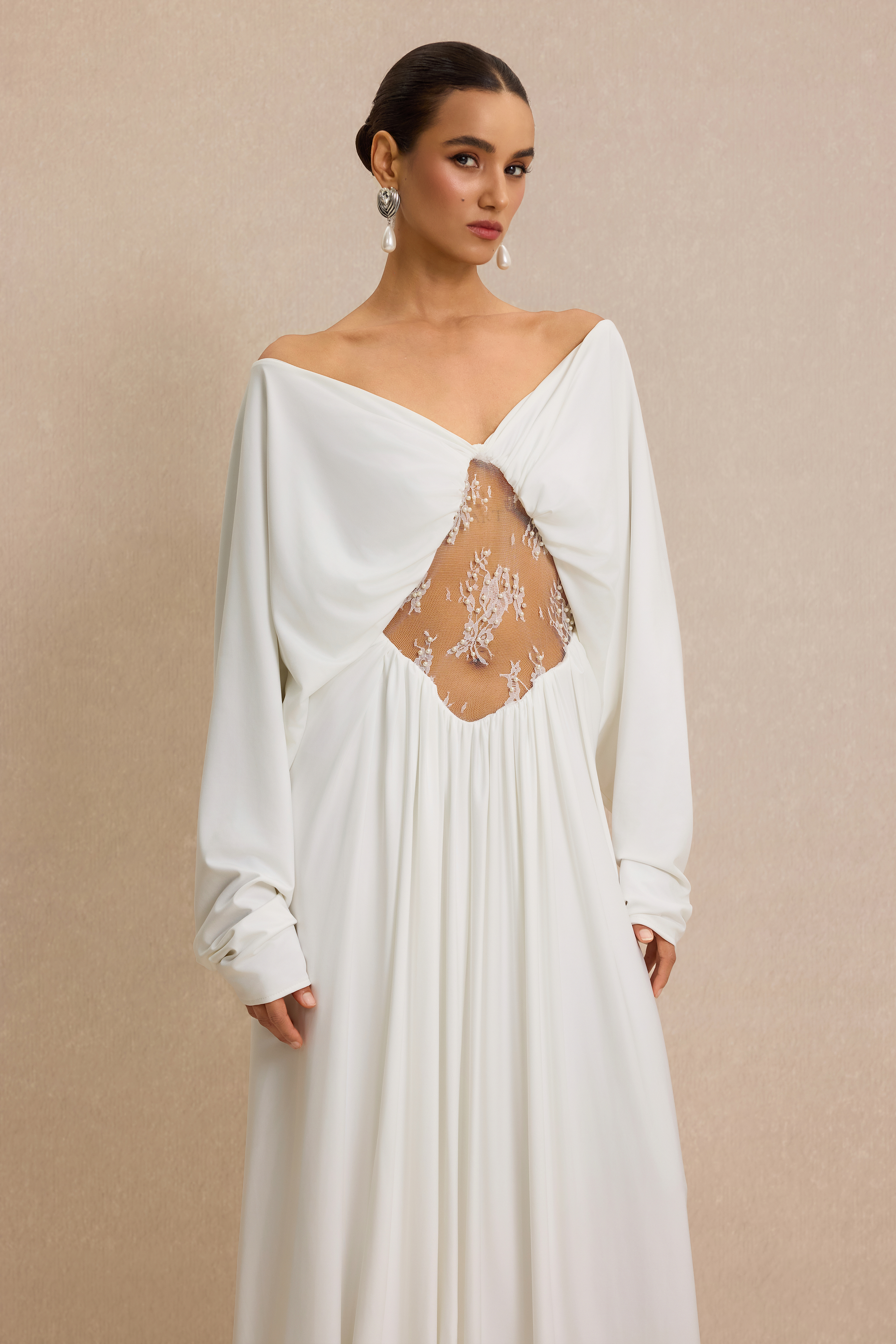 Lace Faux Pearl Gathering Maxi Dress