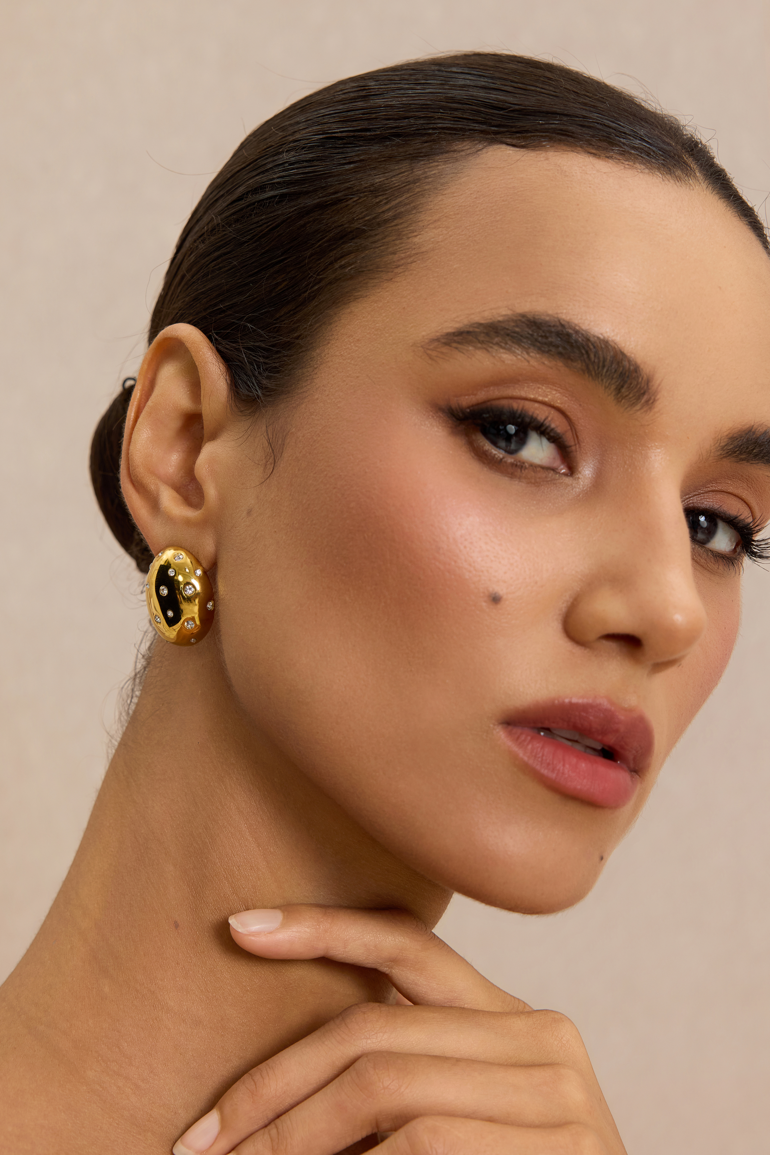 Faux Diamond Oval Stud Earrings