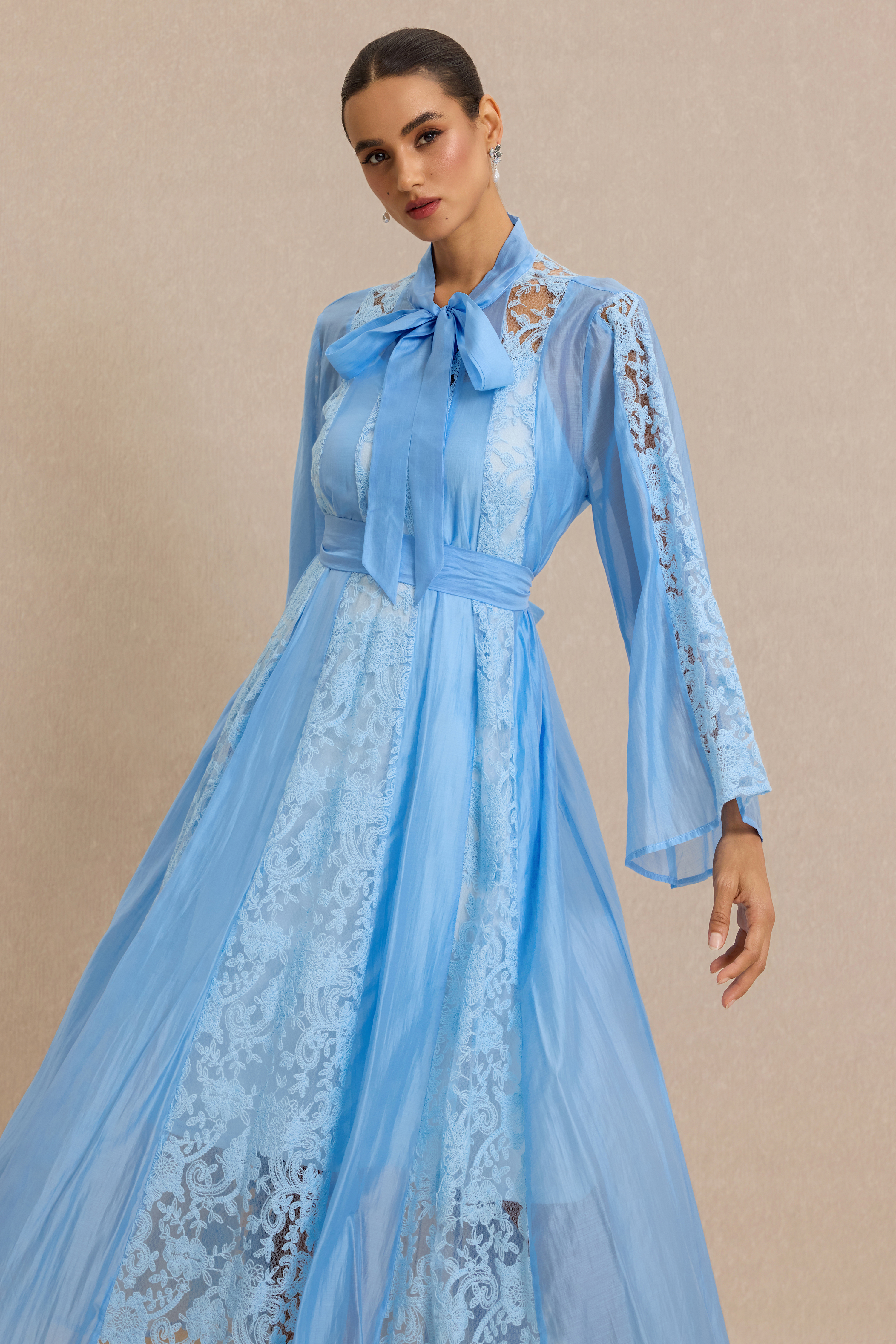 Lace Splicing Bell Sleeve Midi Dress