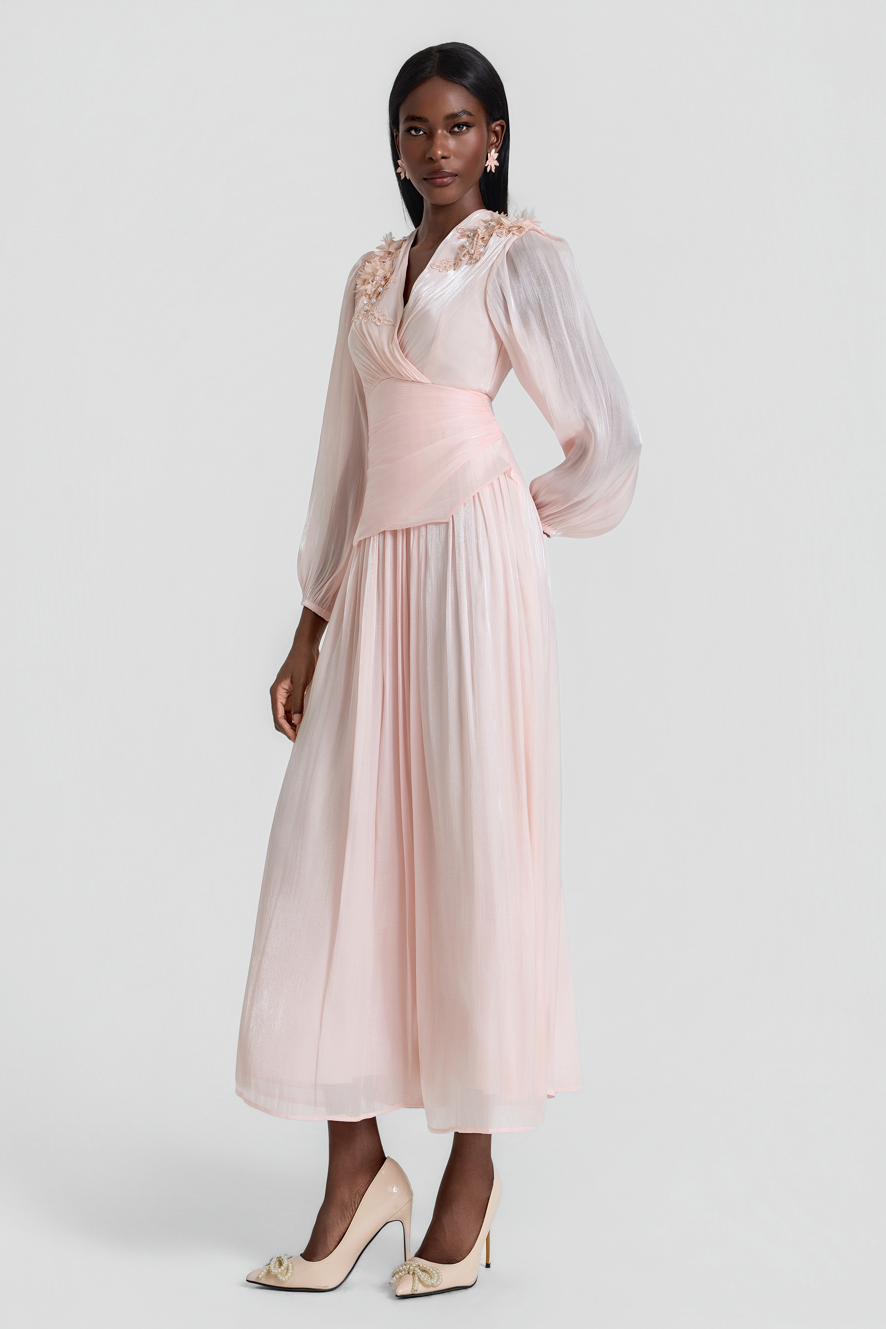 3D Flower V-Neck Gathering Midi Dress