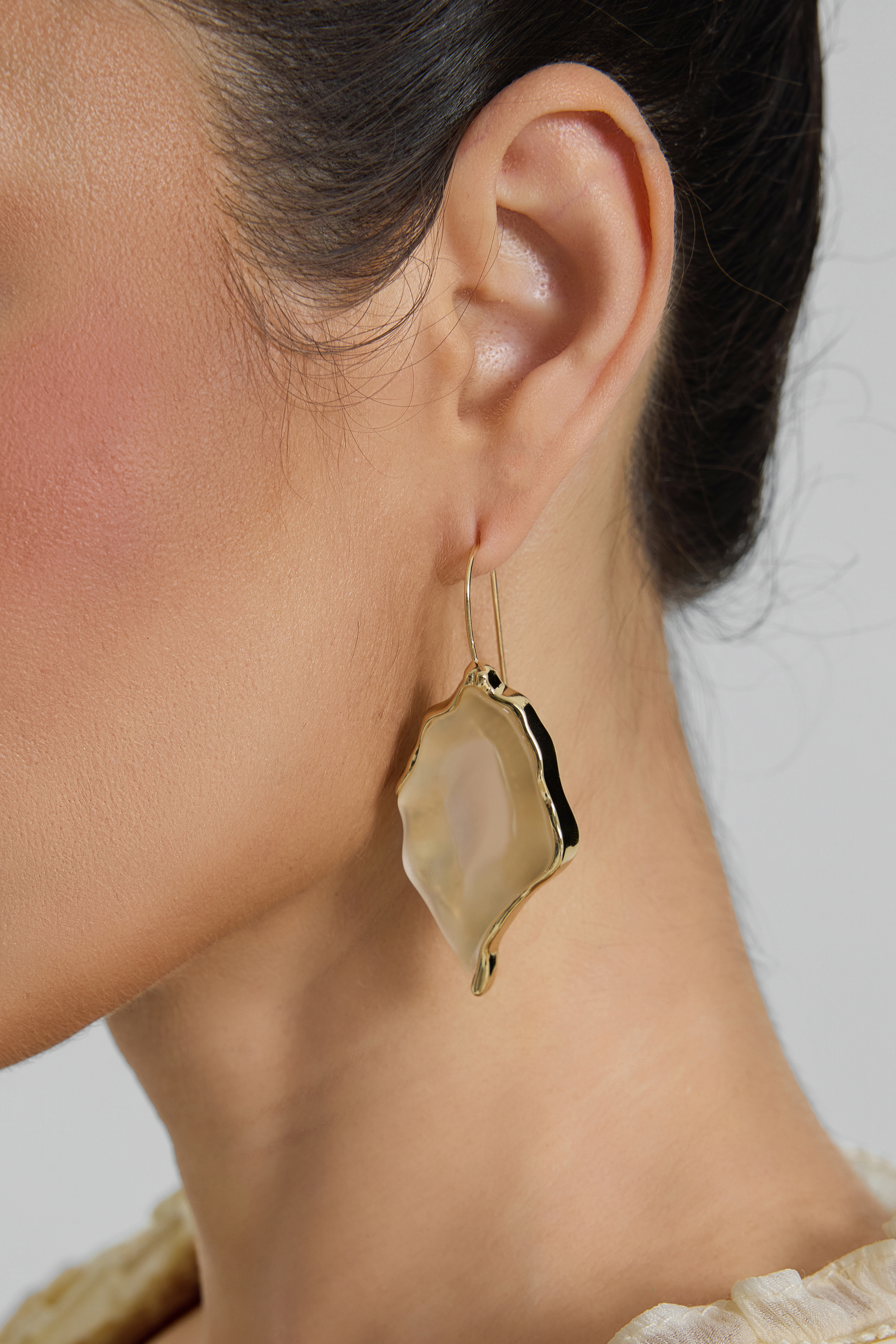 Metal Resin Leaves Earrings