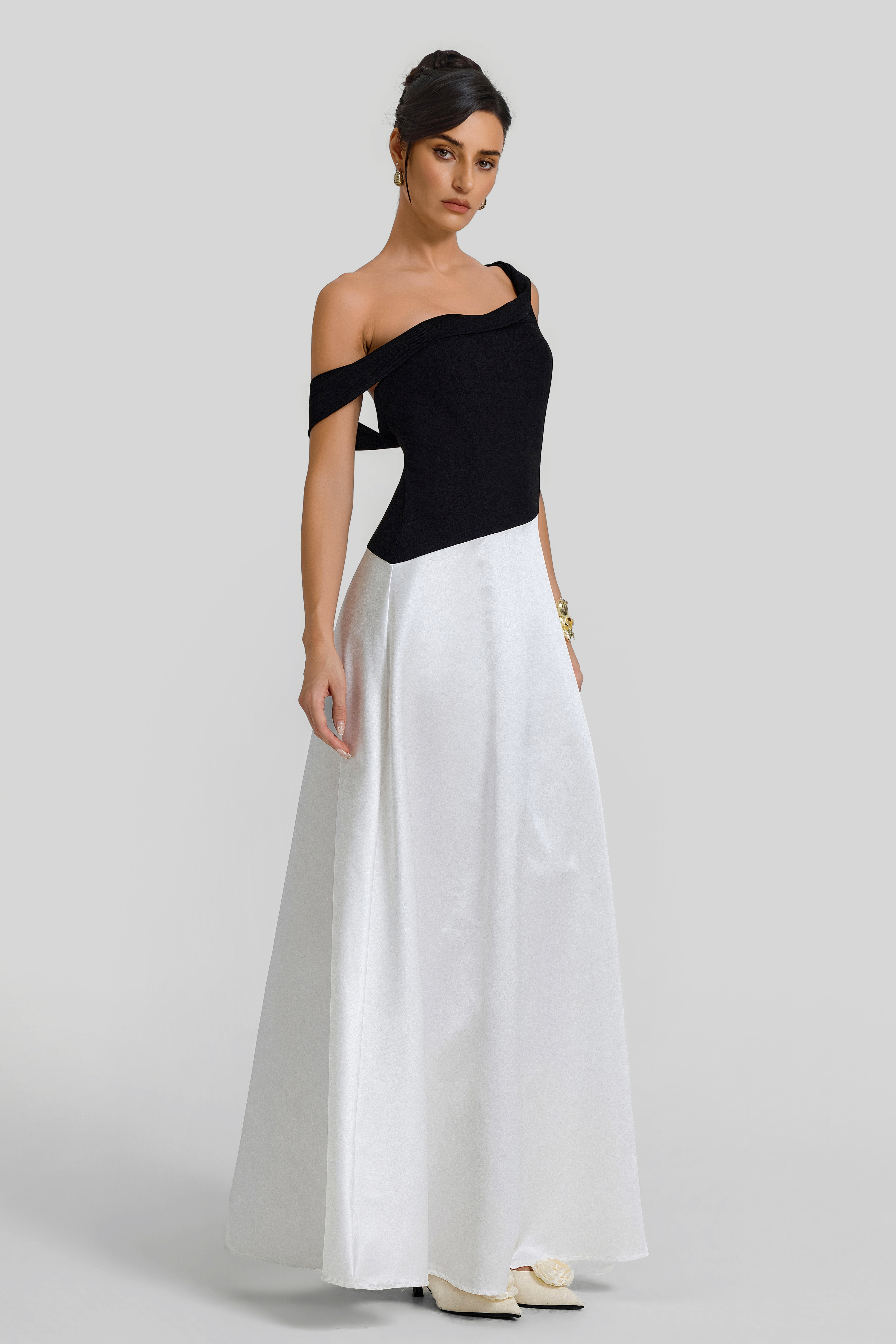 Asymmetrical Contrast Color Off Shoulder Midi Dress