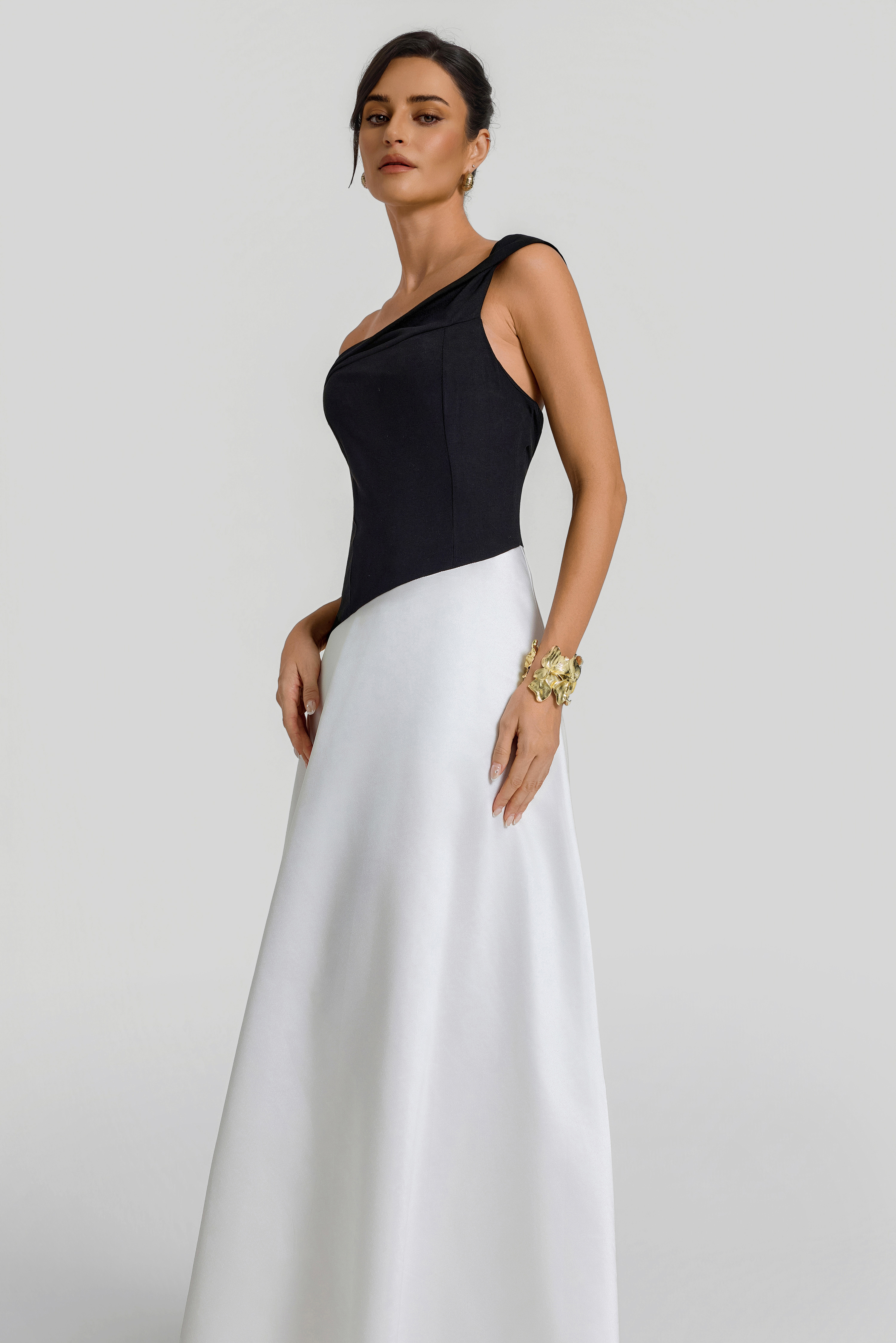 Asymmetrical Contrast Color Off Shoulder Midi Dress