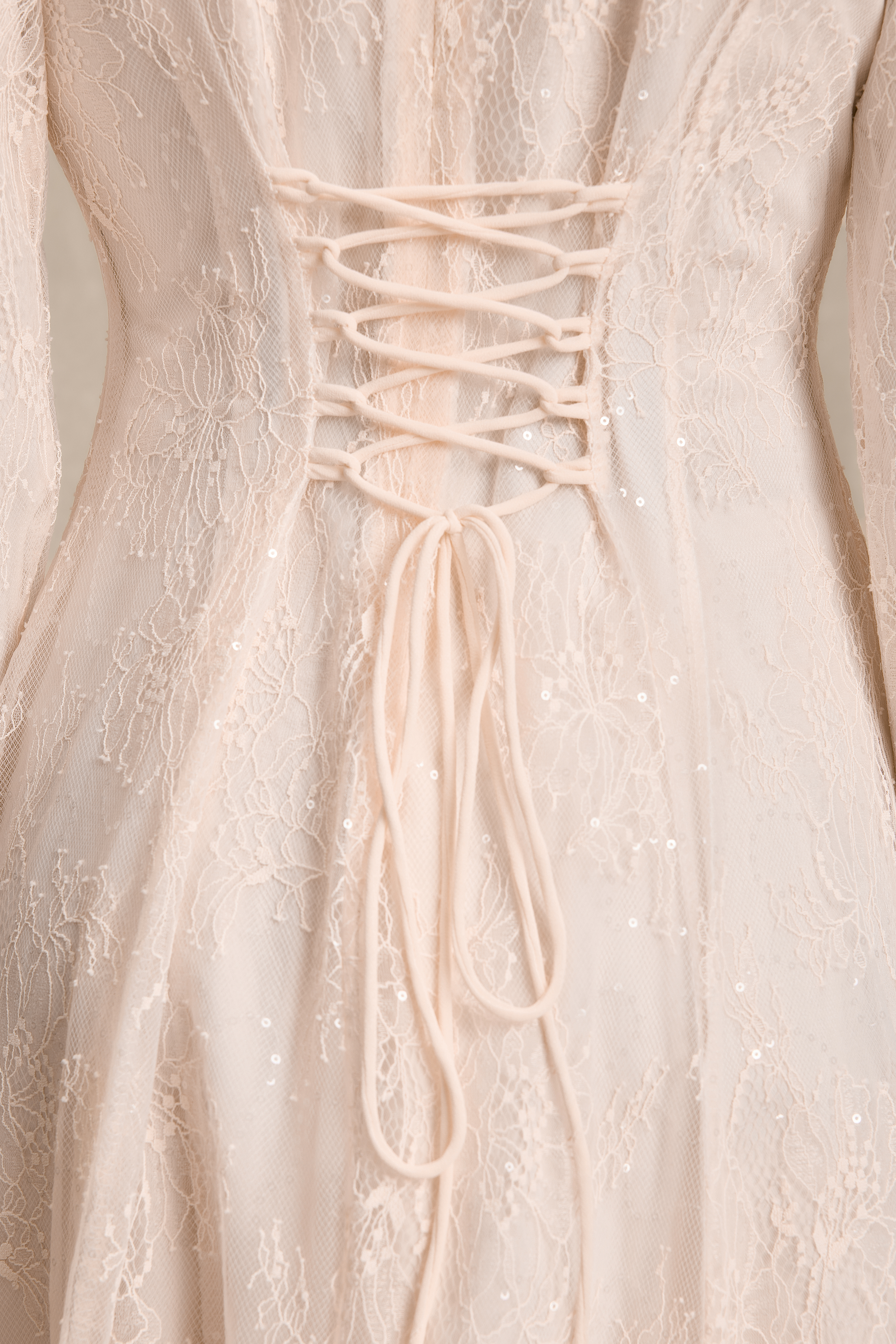 Lace Gathering Button Maxi Dress