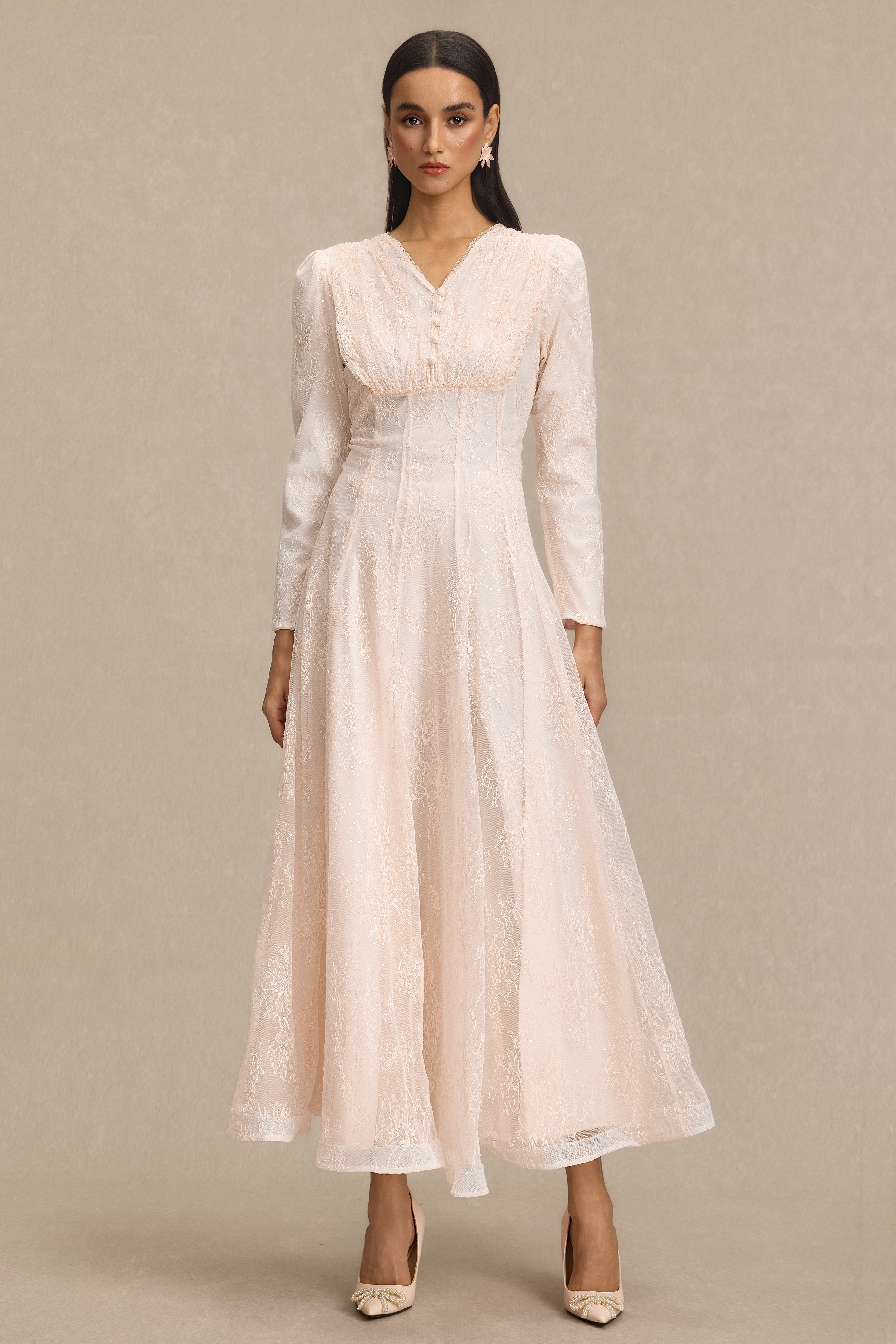 Lace Gathering Button Maxi Dress