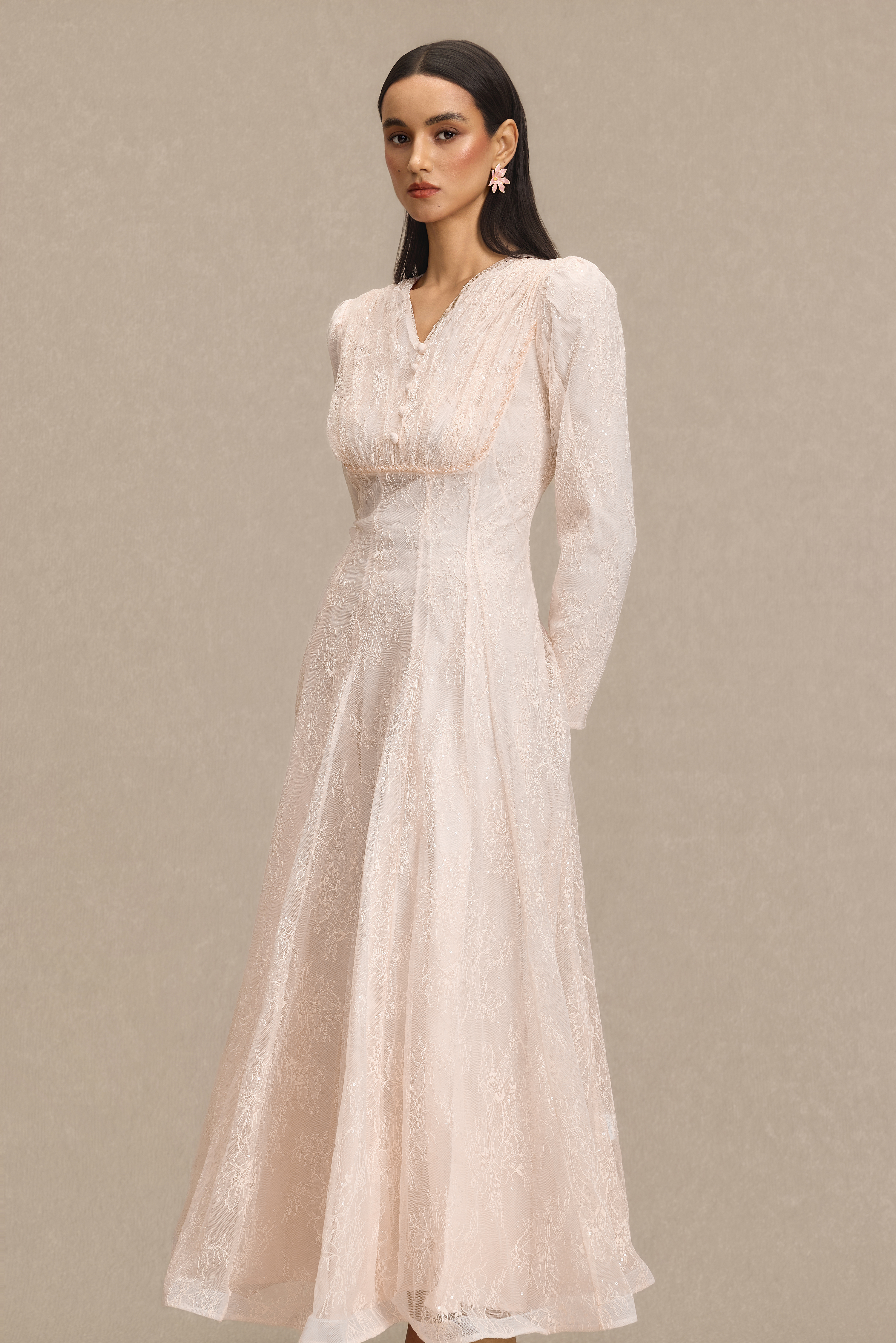 Lace Gathering Button Maxi Dress