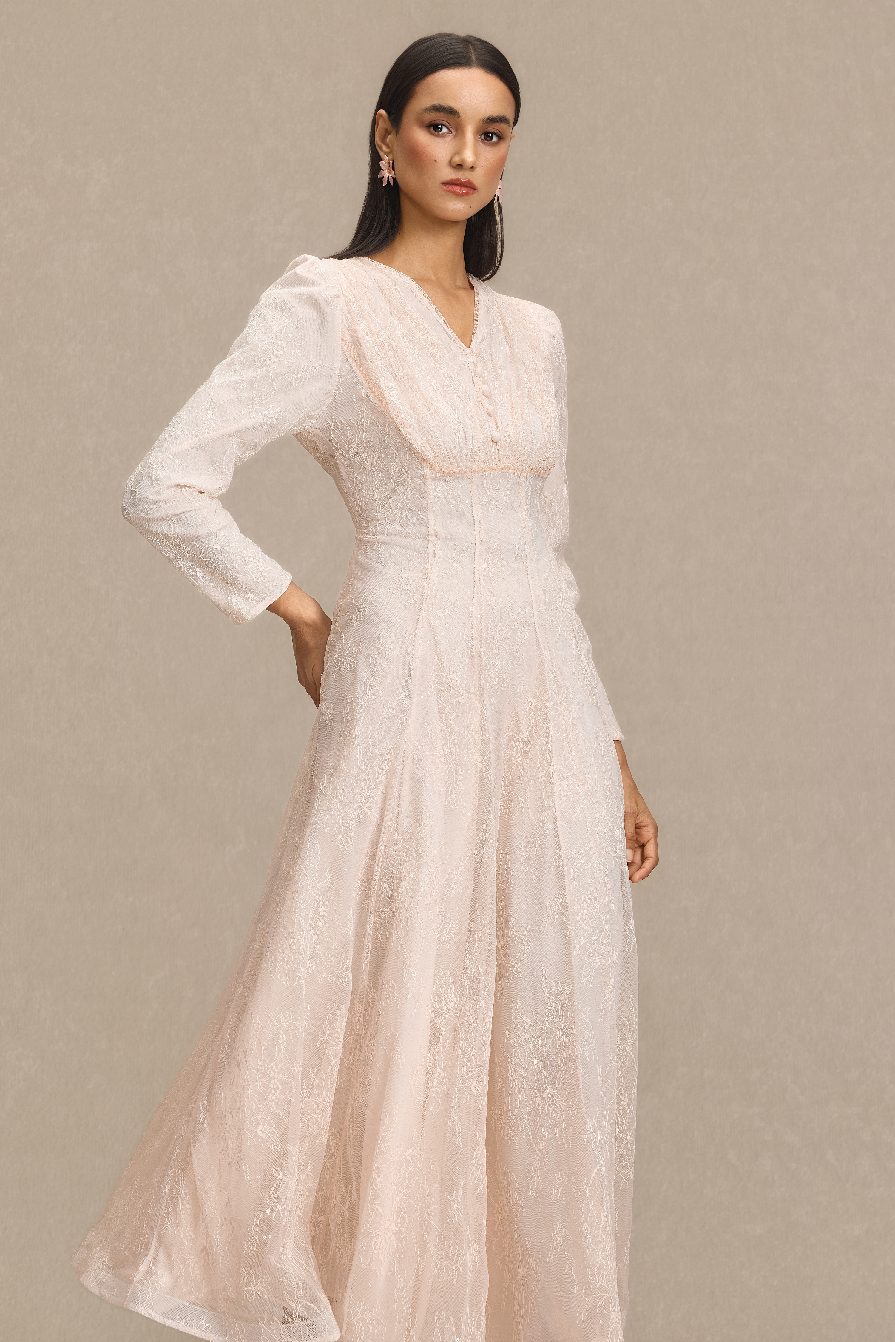 Lace Gathering Button Maxi Dress