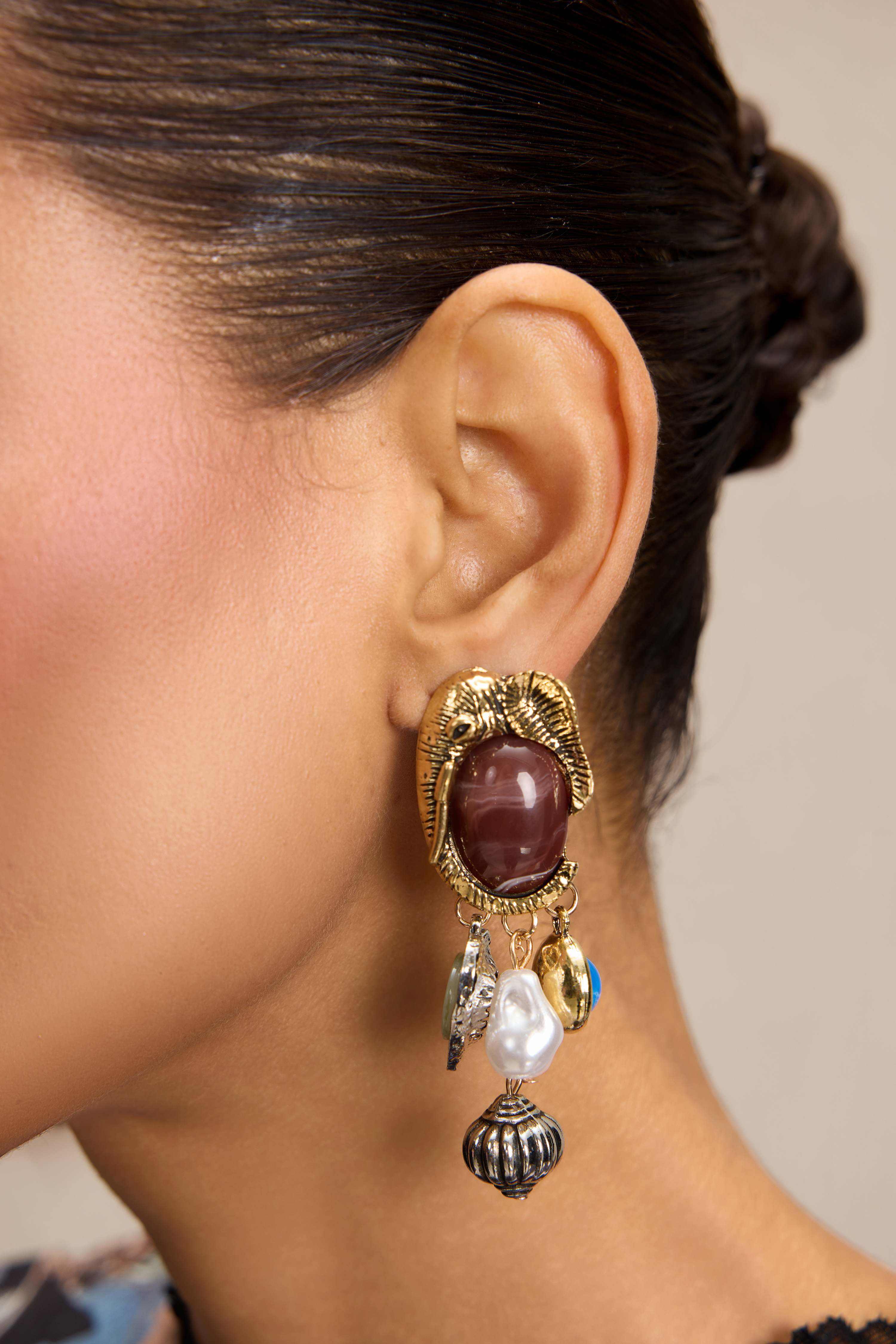 Imitation Gemstone Metal Animal Earrings
