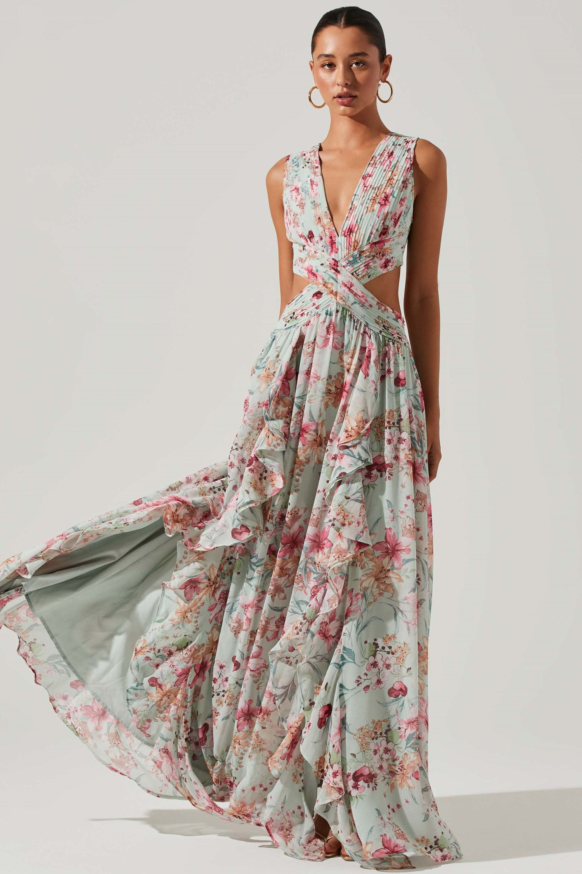 Floral V-Neck Pleated Maxi Dress