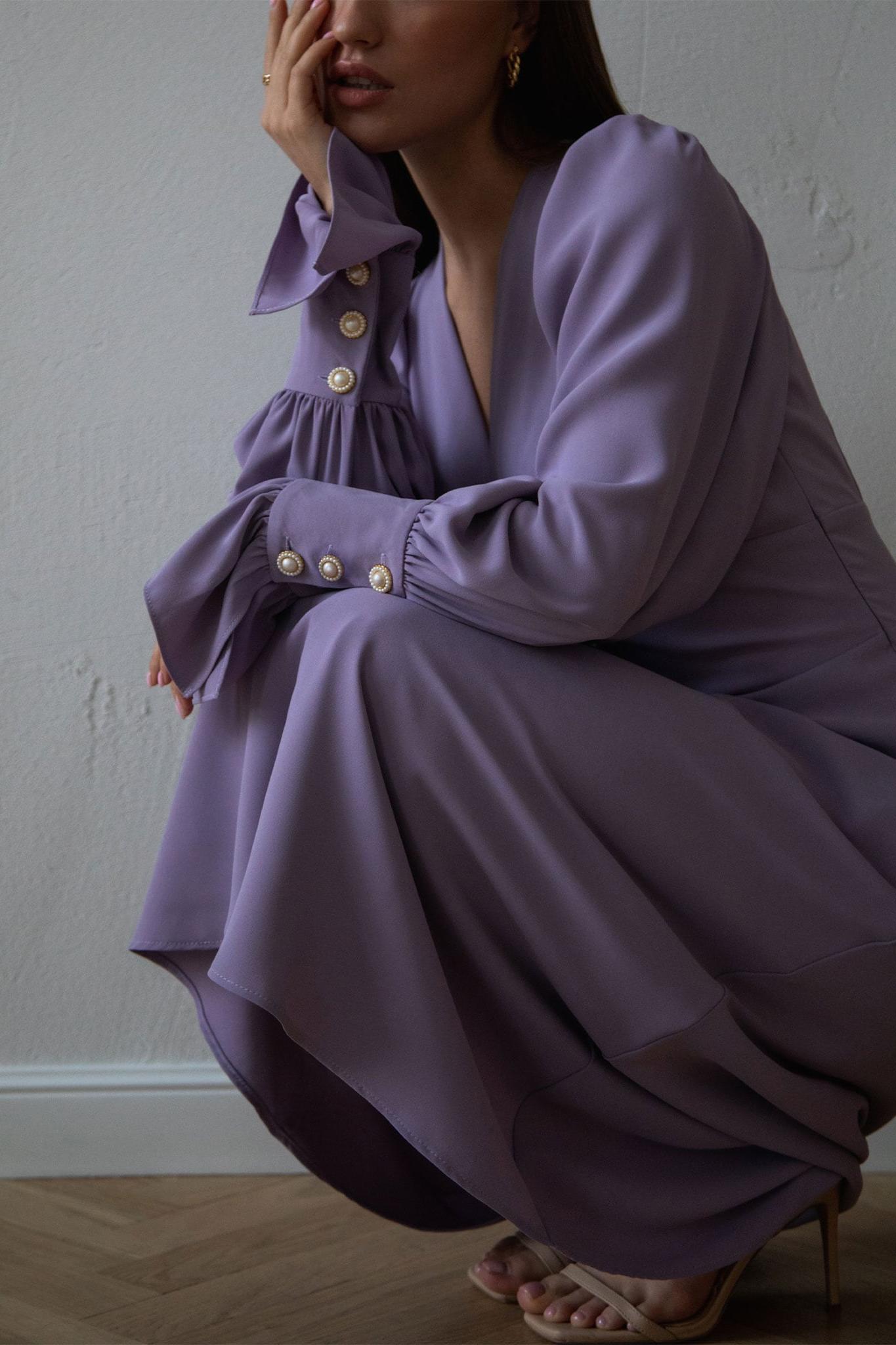 Solid V-Neck Lantern Sleeve Midi Dress
