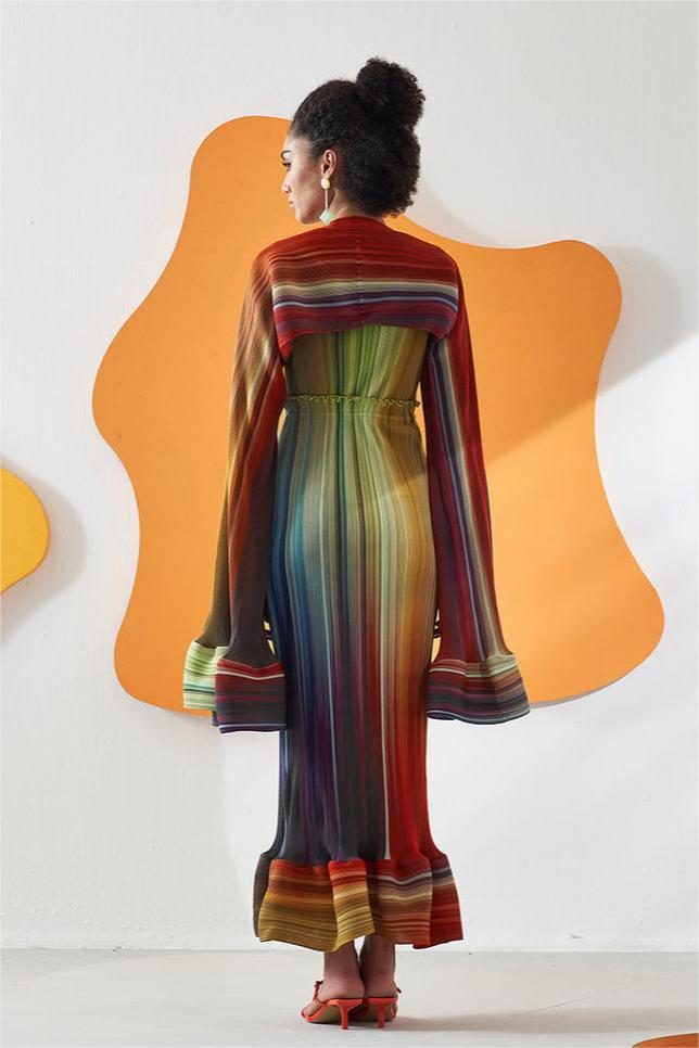 Gradient Color Pleated Sleeveless Dress ＆ Long Sleeve Cape Set