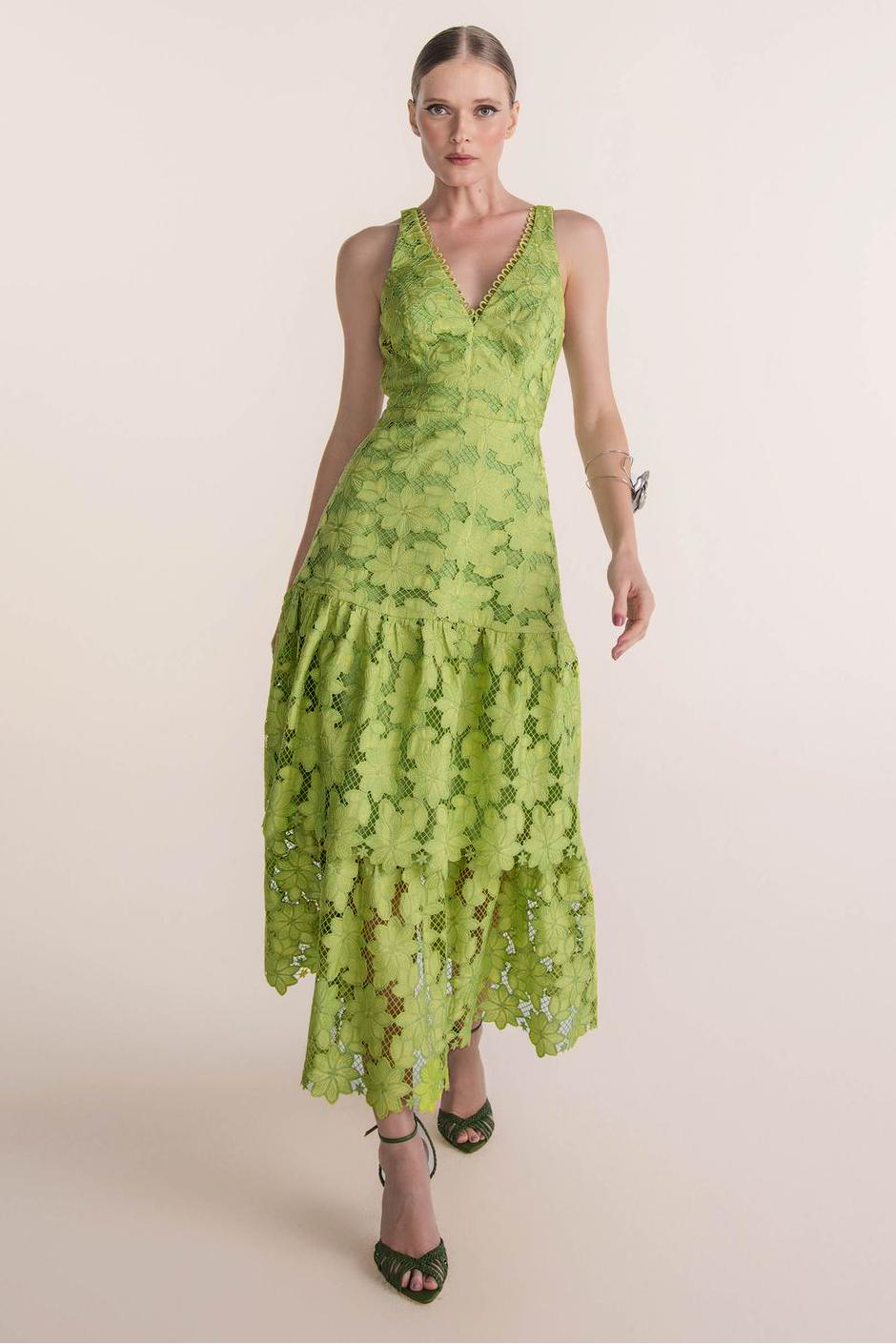 Lace V-Neck Sleeveless Midi Dress