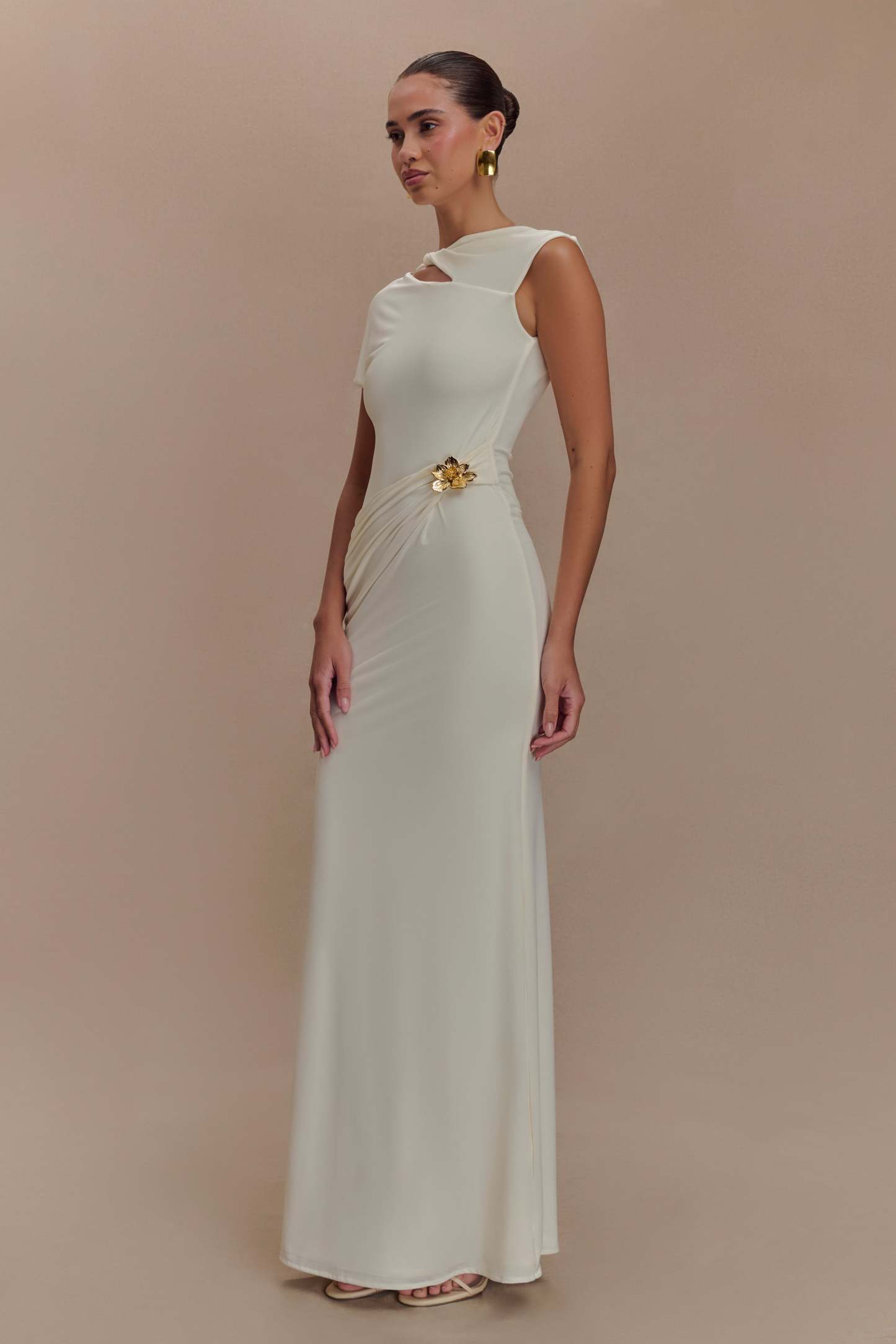 Metal Flower Cut-Out Gathering Maxi Dress
