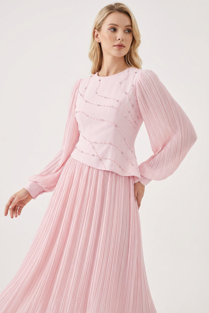 Rhinestone Rivets Pleated Top & Hight Waist Midi Skirt Set